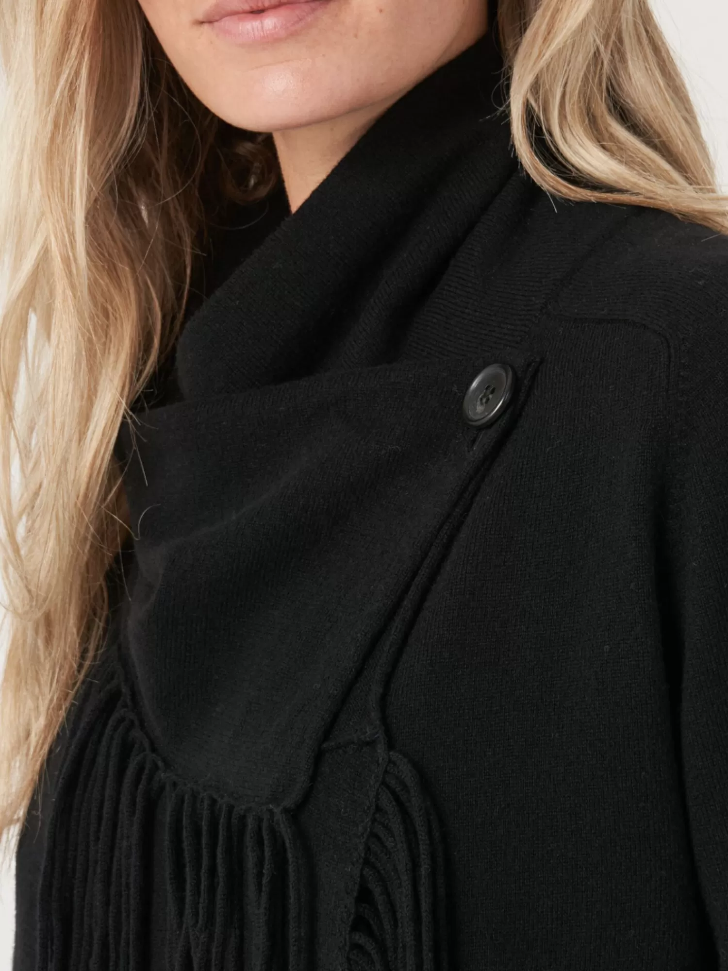 Découvrez la veste femme asymétrique : élégance frangée en mélange cachemire - pièce unique pour votre garde-robe