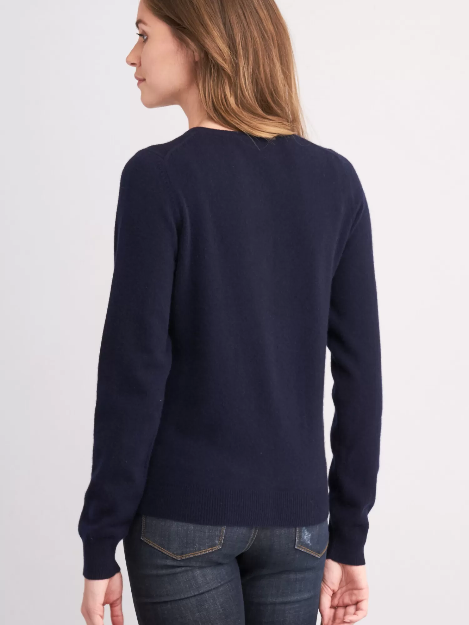 Cardigan Femme en Cachemire Léger - Col Rond Classique pour Tenue Élégante 

（：，