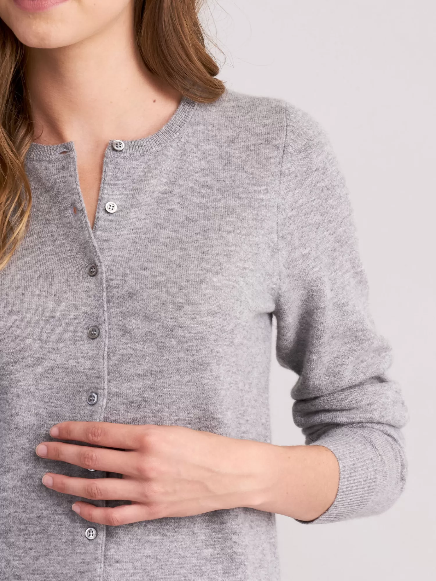 Promotion Exceptionnelle : Cardigan Femme en Cachemire Doux - Col Rond Intemporel pour Élégance Quotidienne