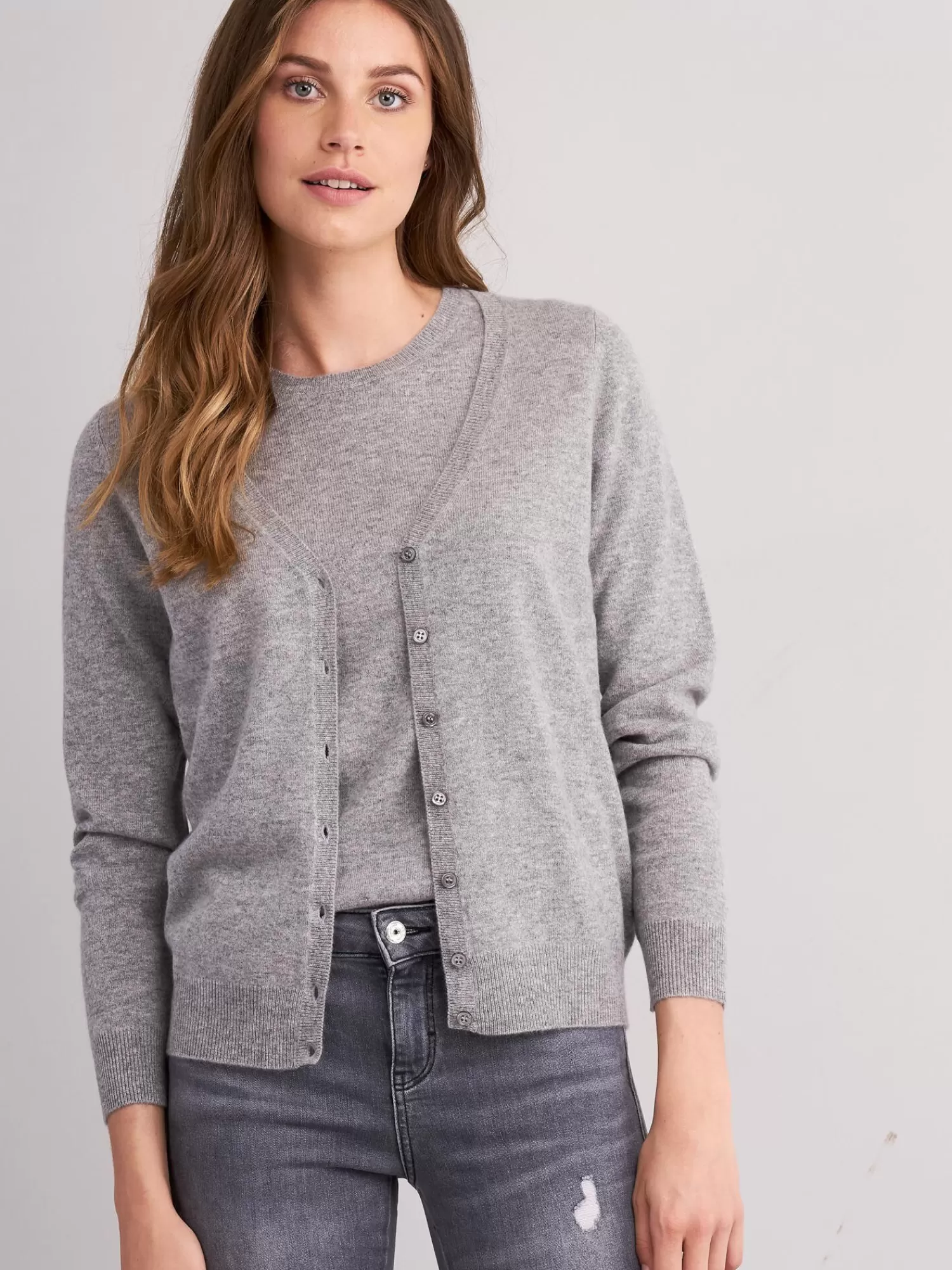 Cardigan Femme en Cachemire Doux - Col en V Intemporel | Promotion Exclusive sur les Vestes Élégantes