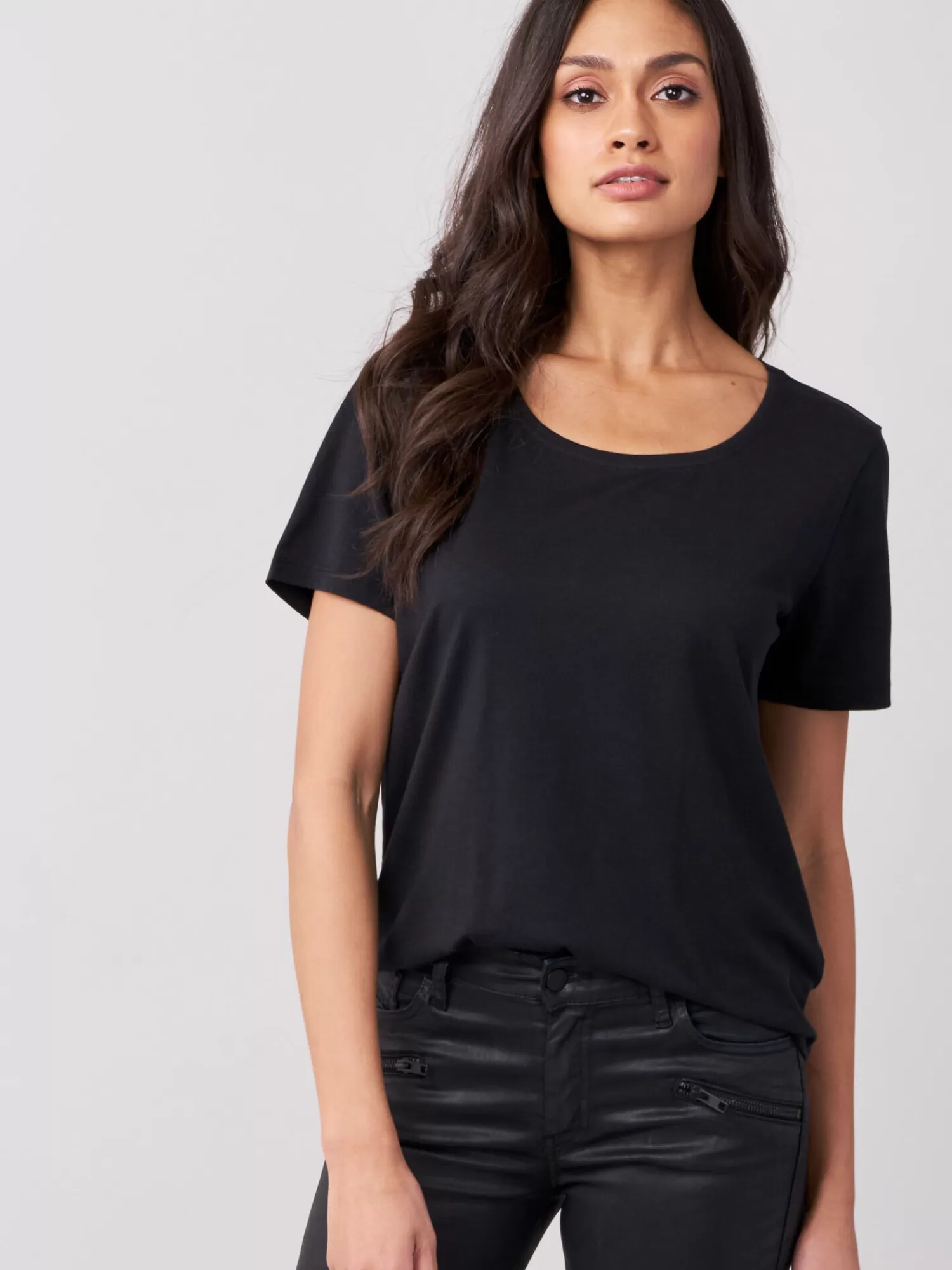T-Shirt Femme Élégant | Hauts Essentials en Coton - Soldes d'Été 2024