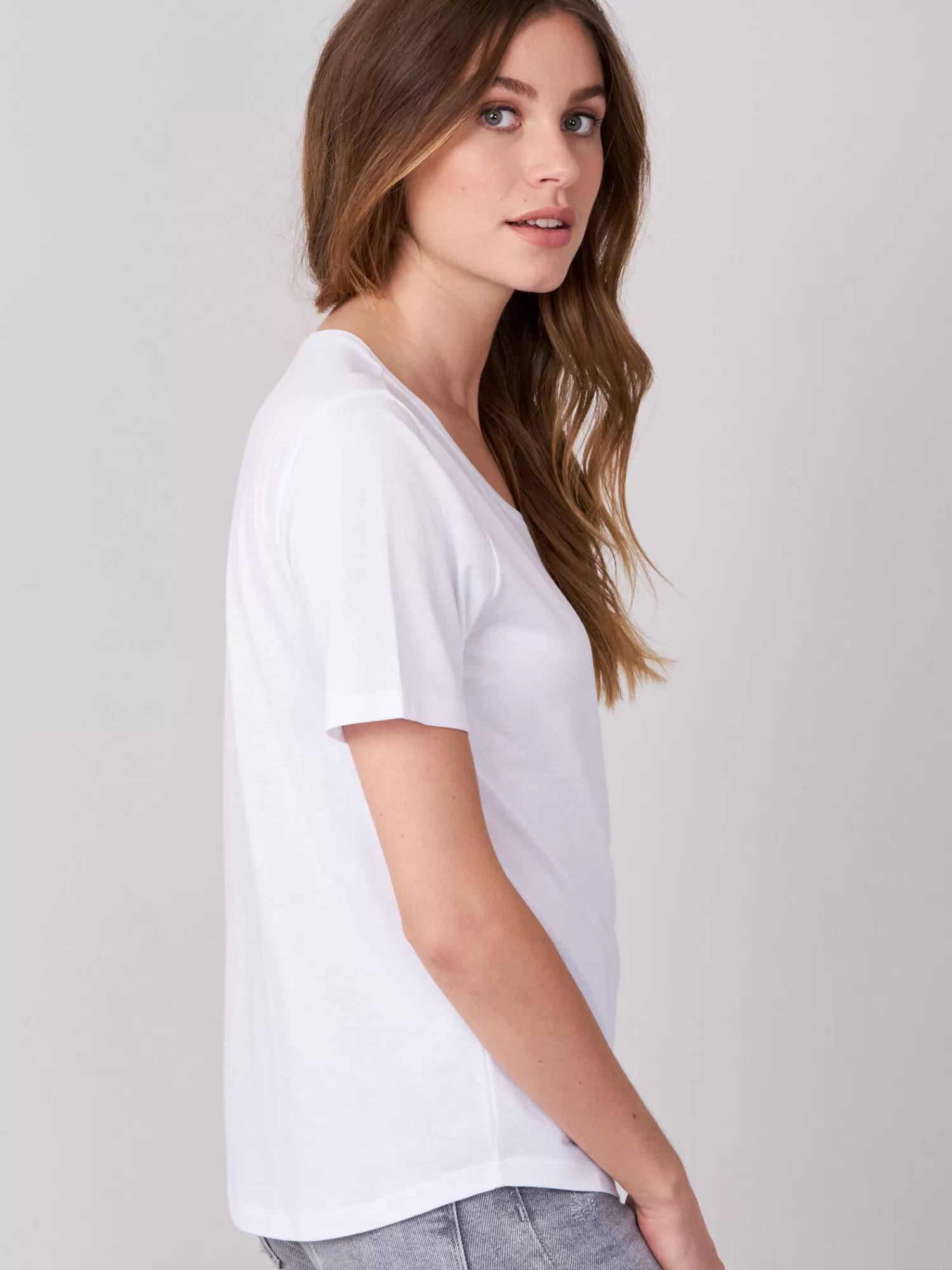 T-Shirt Femme Élégant en Coton Souple - Haut Décontracté Intemporel pour Tenue Quotidienne