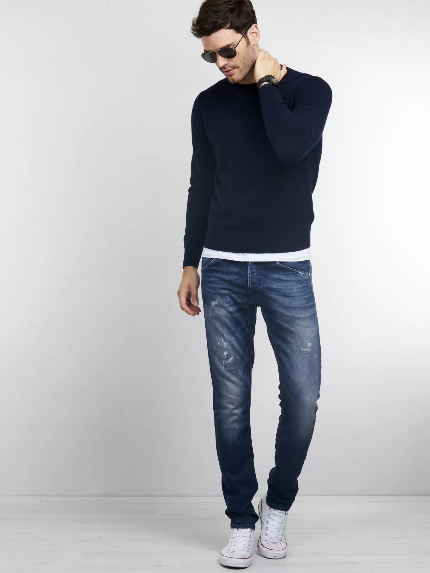 Pull Homme Classique à Col Rond - Prix Doux pour Toutes les Saisons