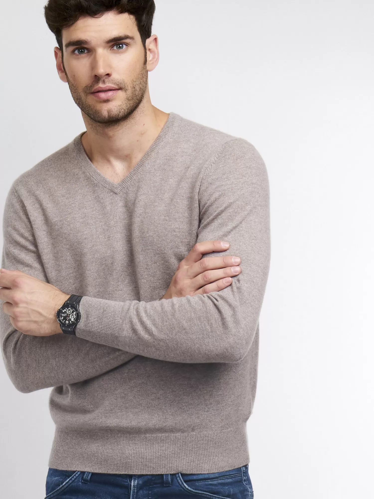 Pull Col V Élégant en Laine Douce - Basics Confortable Pour Homme