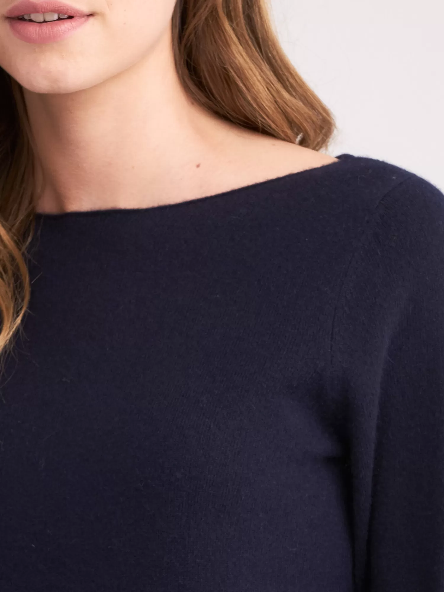 Pull Femme Élégant en Cachemire Bio Col Rond - Confort Doux et Léger