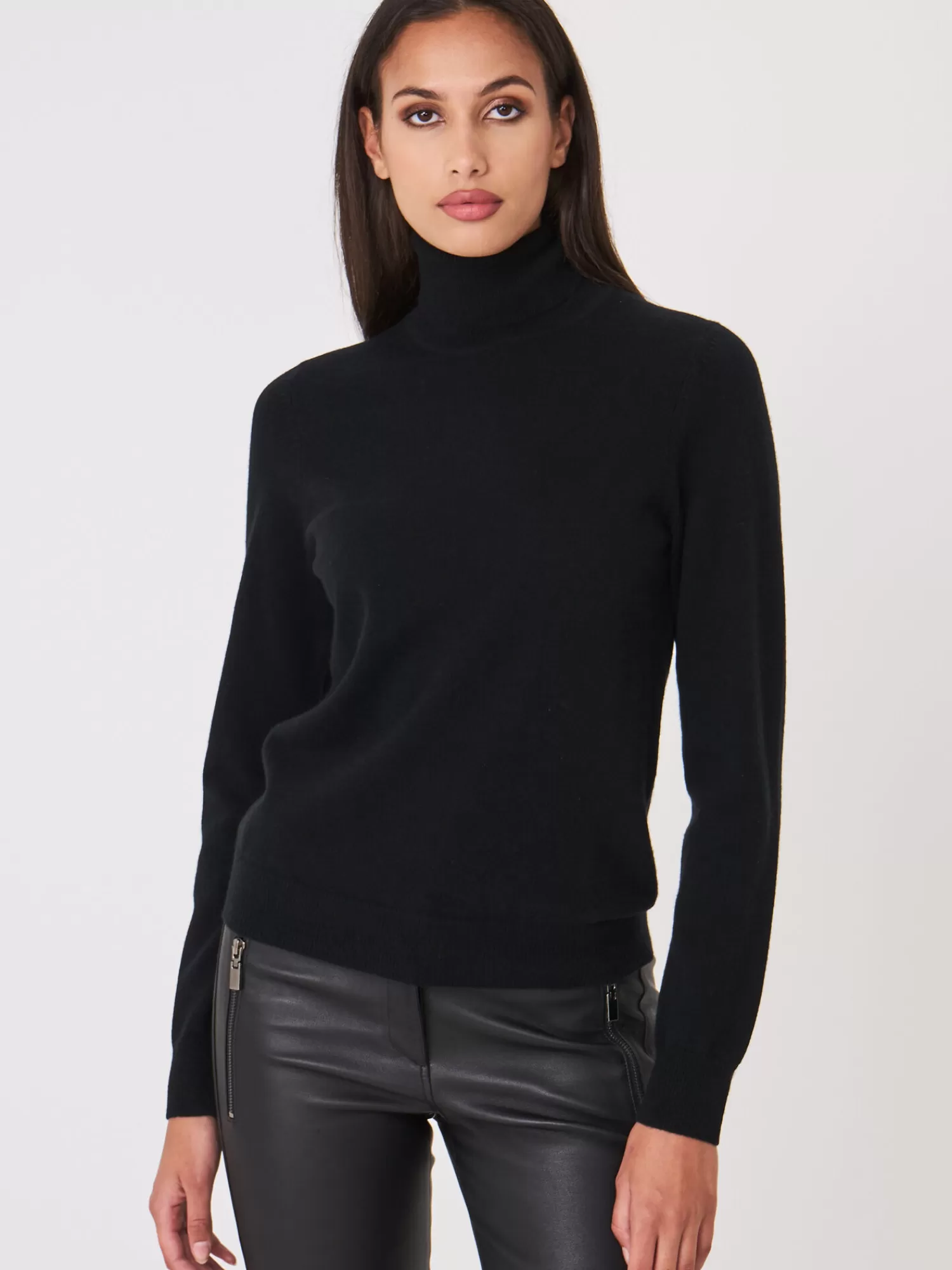 Pull Doux en Cachemire Écologique - Col Roulé Minimaliste pour Femme
