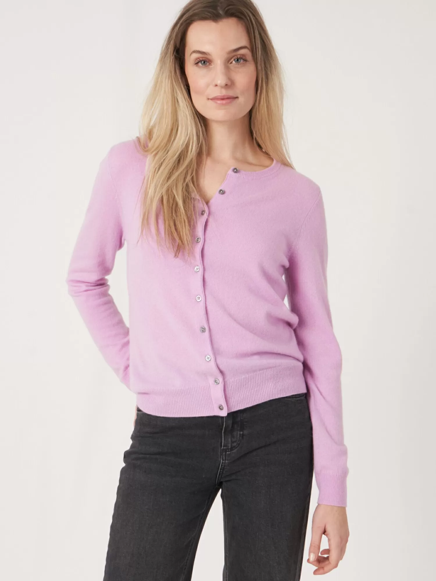 Dos Nu Élégant en Cachemire Bio - Gilet Femme à Encolure Arrondie pour Confort Luxueux