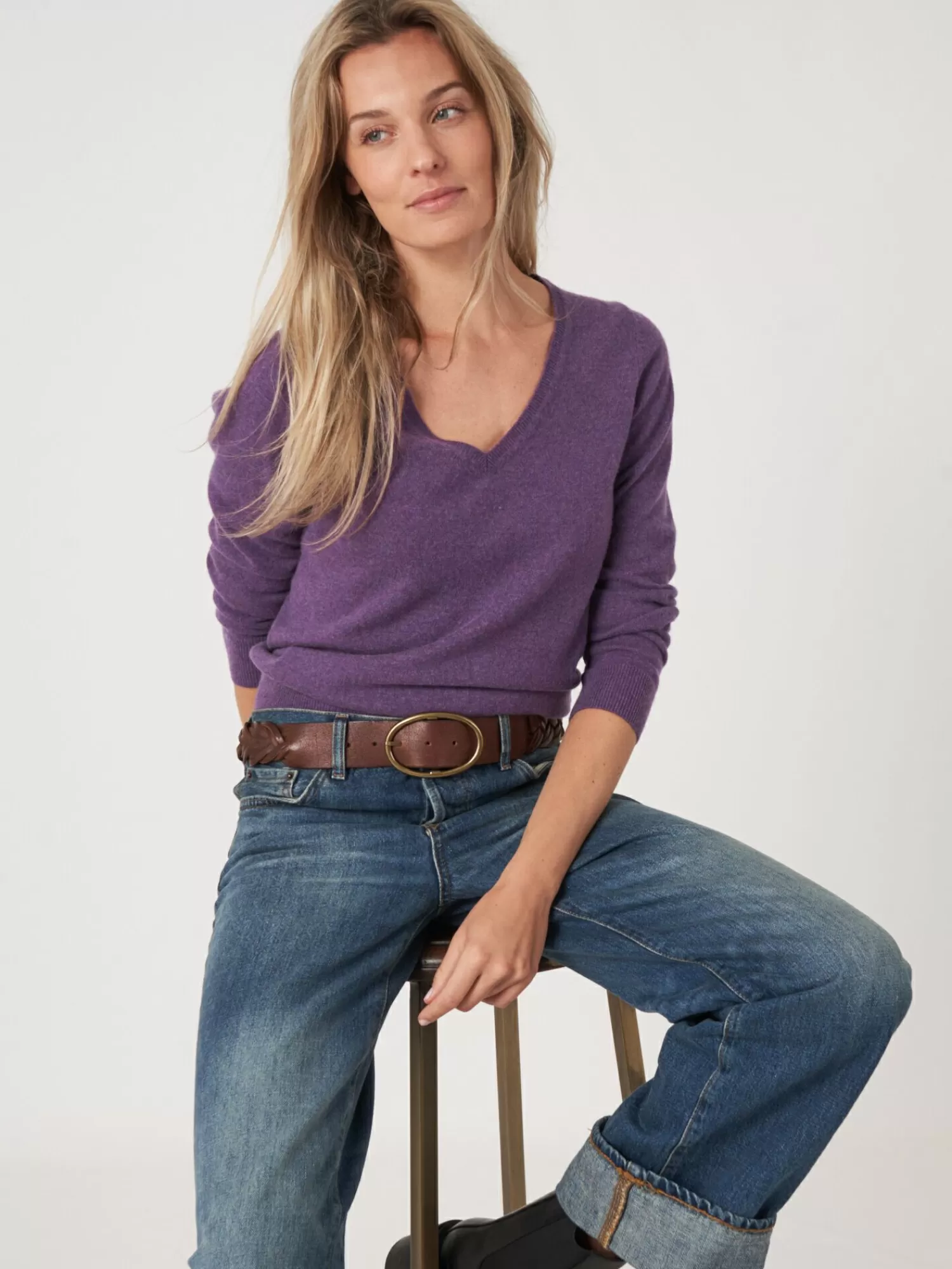 Pull Femme en Cachemire Bio Col en V - Essentiel Doux et Confortable