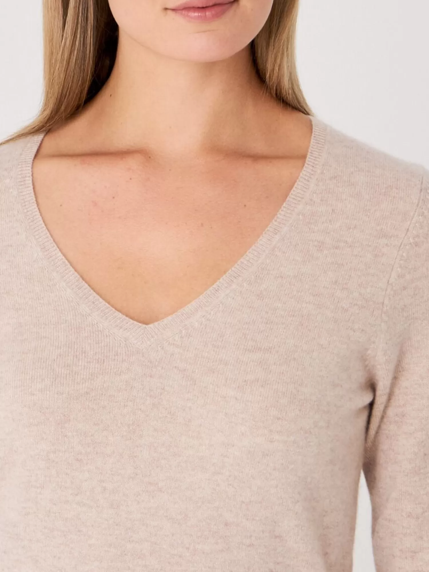 Pull Femme en Cachemire Biologique Doux - Col en V Élégant et Confortable - Prix Doux