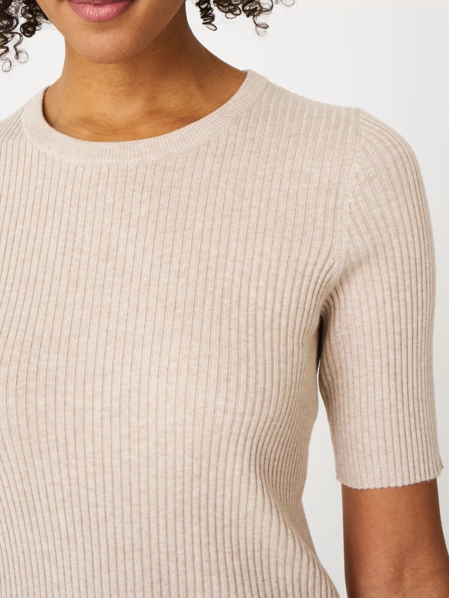 Pull Femme à Manches Courtes - Modèle Décontracté Basique en Laine Douce