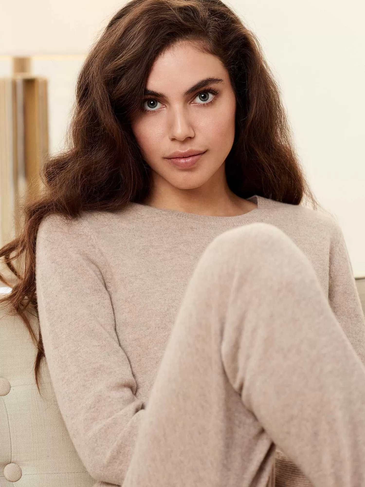 Soldes Éclair : Pull Femme Col Rond - Modèle Essentiel Intemporel