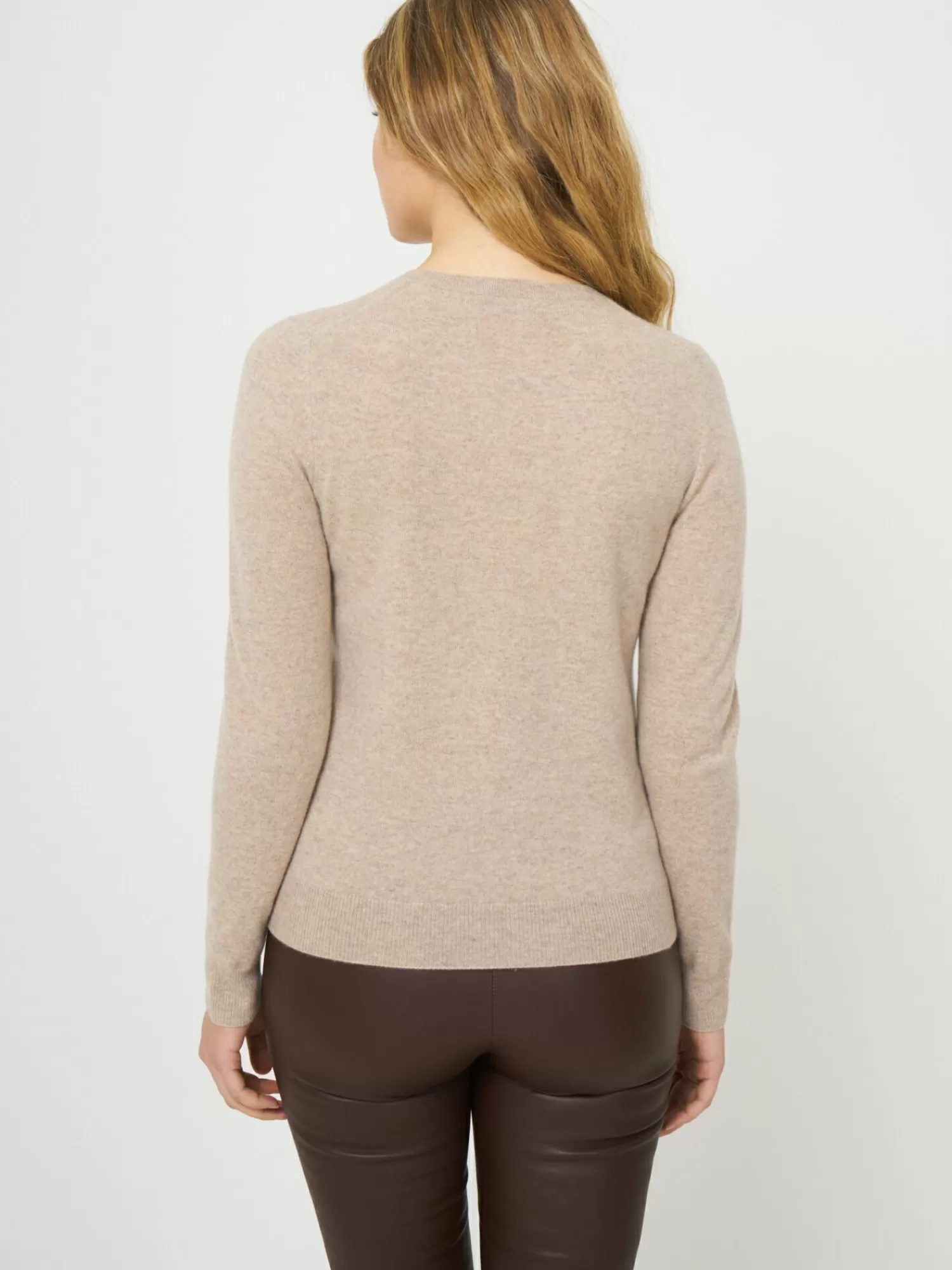 Soldes Éclair : Pull Femme Col Rond - Modèle Essentiel Intemporel