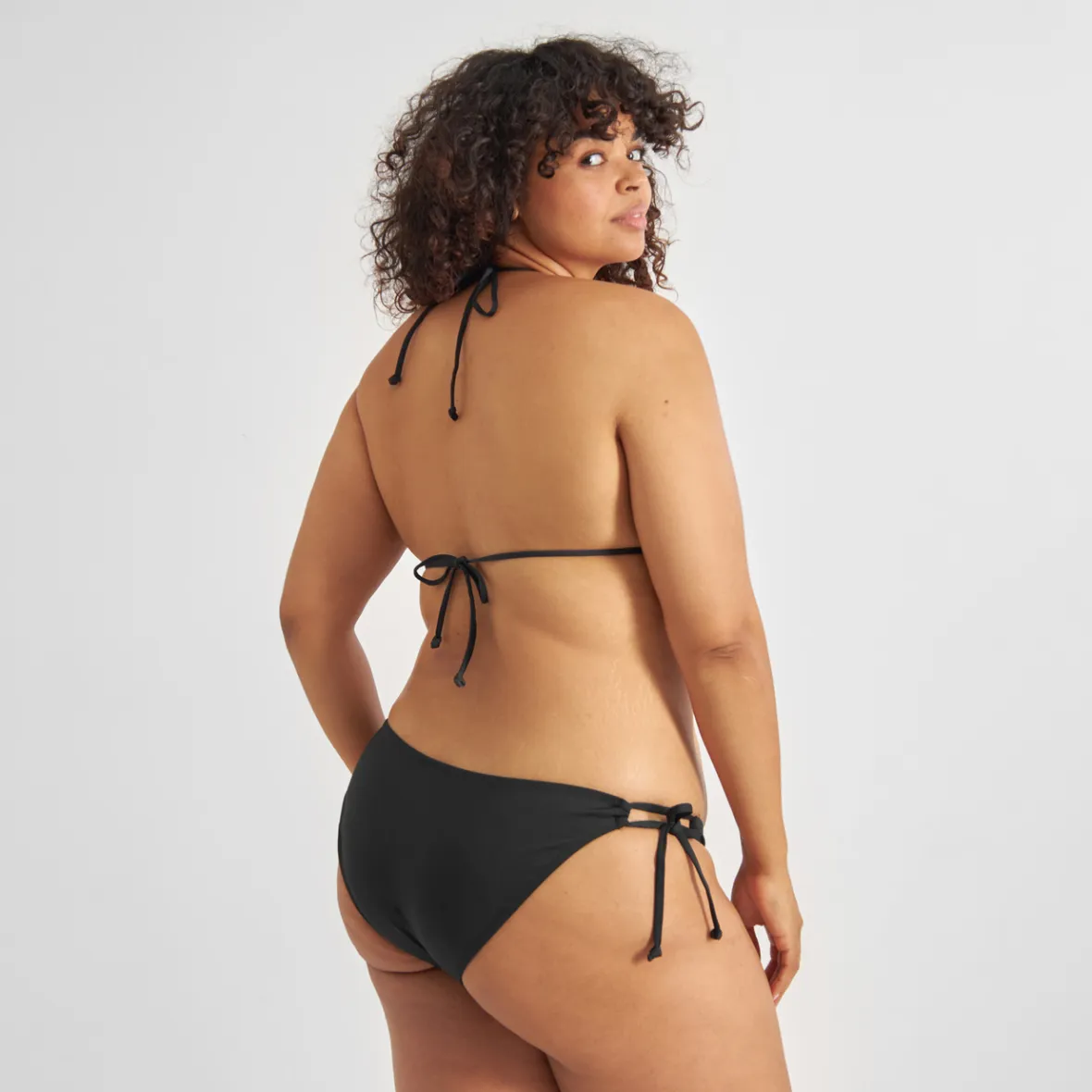 Maillots de bain Odda - Slips bikini noirs incontournables pour femmes