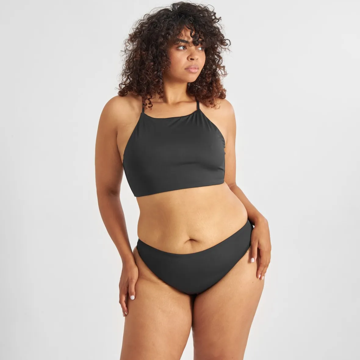 Soldes : Bas de bikini Sanda Noir - Pièces de bain féminines en liquidation (Édition limitée)  

Lots de fin de série : Culottes bikini élégantes pour femme - Couleur nuit par Sanda