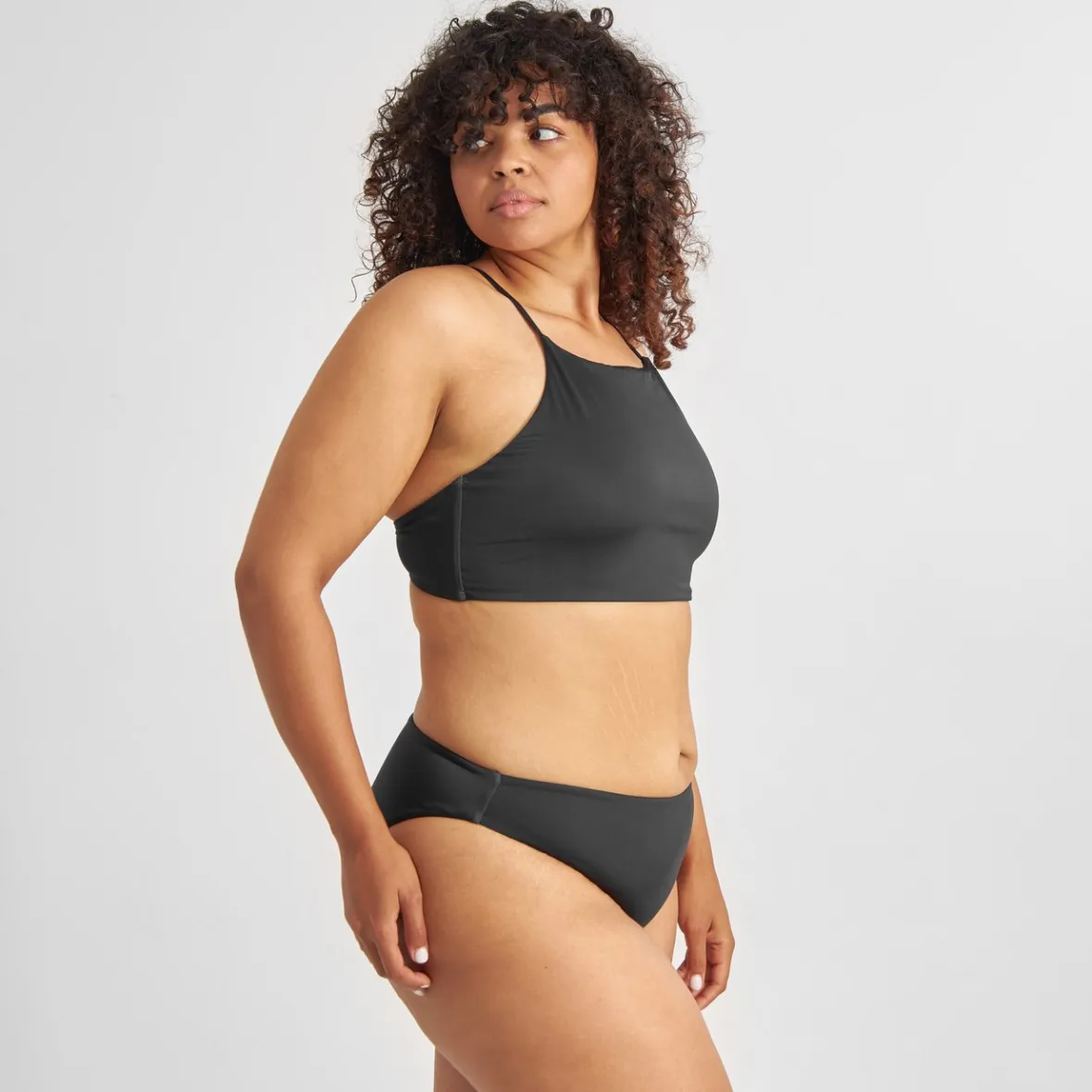 Soldes : Bas de bikini Sanda Noir - Pièces de bain féminines en liquidation (Édition limitée)  

Lots de fin de série : Culottes bikini élégantes pour femme - Couleur nuit par Sanda