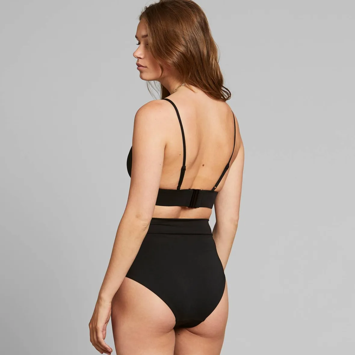 Culotte Bikini Femme Élégante - Noir Intense - Maillot Léger à Petit Prix