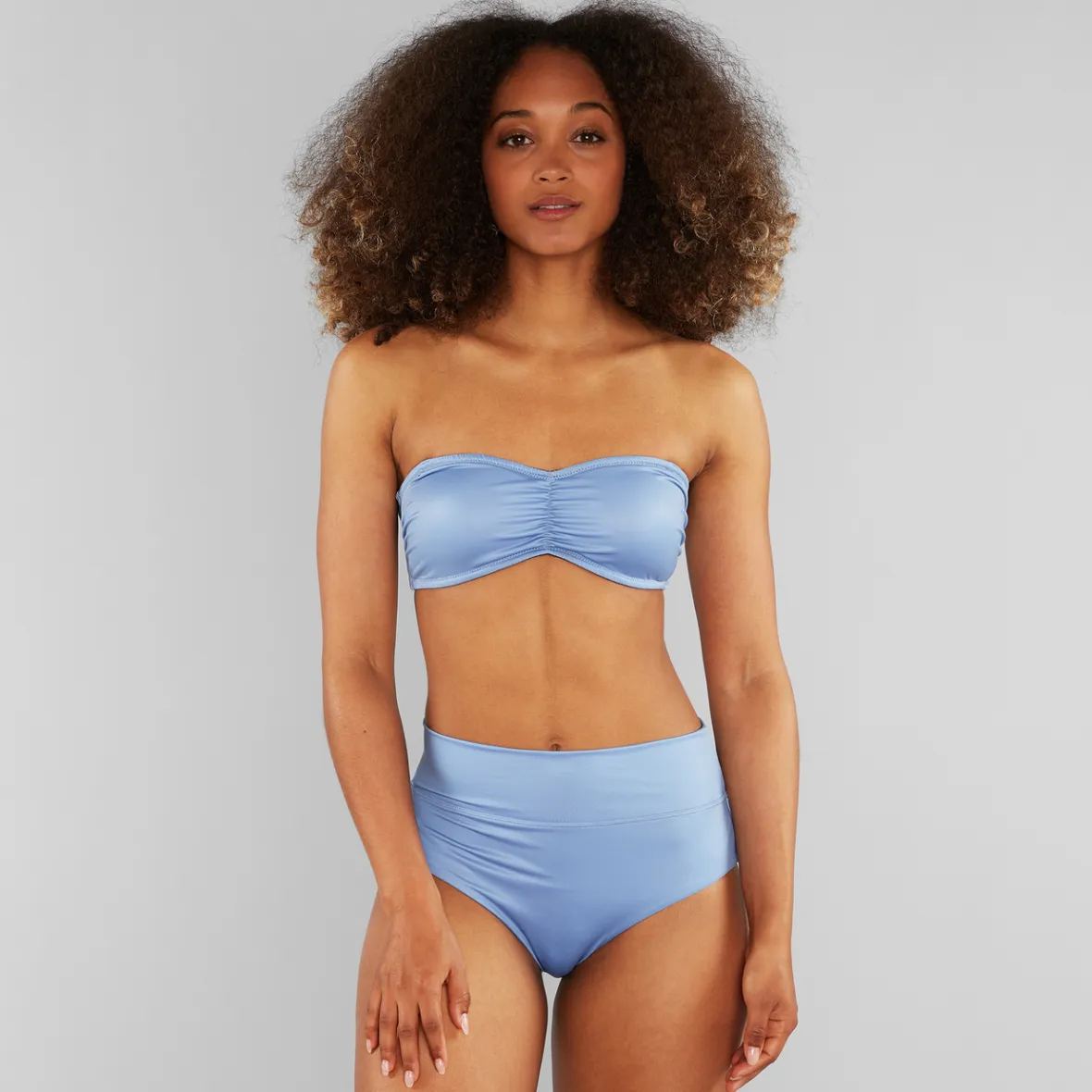 Élégant haut de bikini Kovik bleu acier - Promotion exclusive pour femme en destockage estival