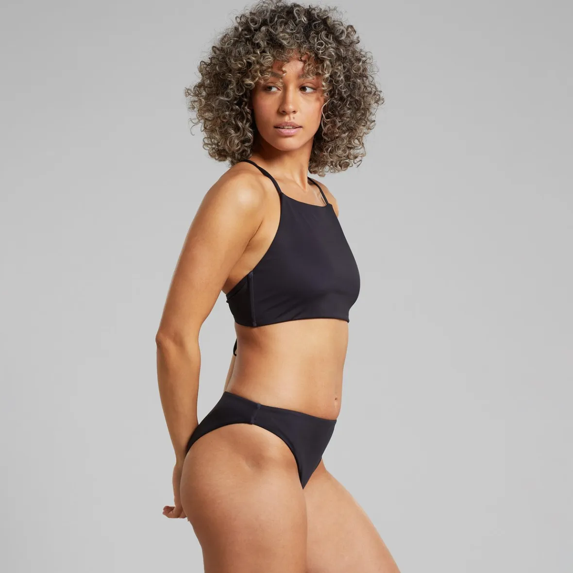 Haut de bikini Orust noir - Maillot de bain féminin élégant pour l'été