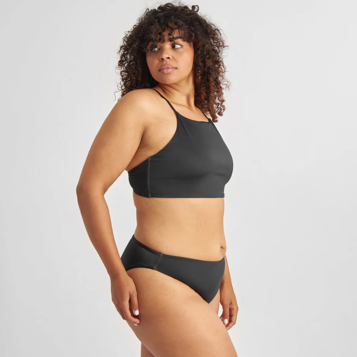 Haut de bikini Orust noir - Maillot de bain féminin élégant pour l'été