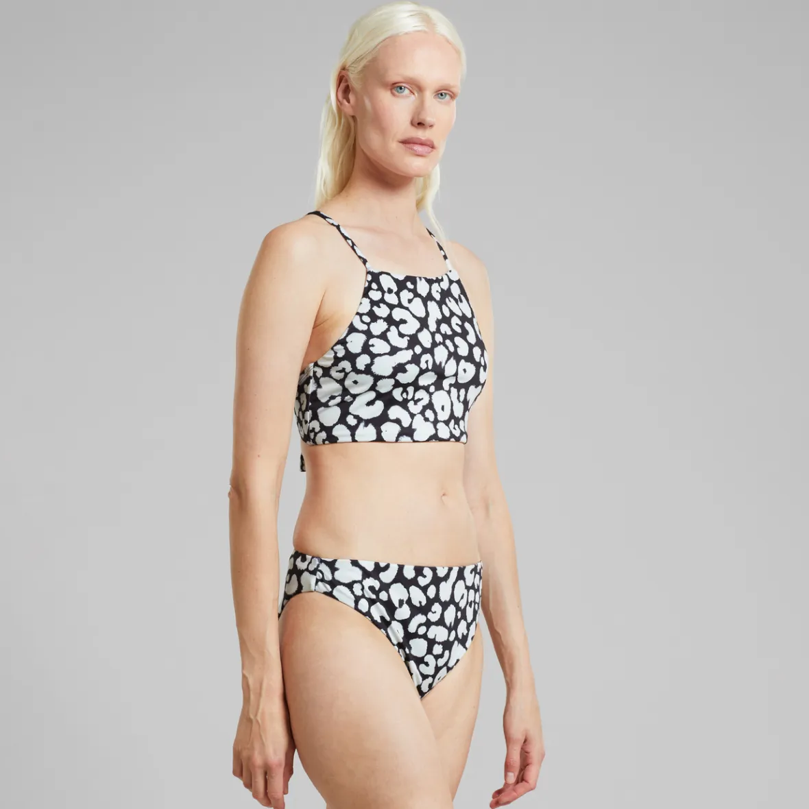 Déstockage exclusif : Soutien-gorge de bikini noir léopard graphique - Collection Orust - Style plage élégant pour femme