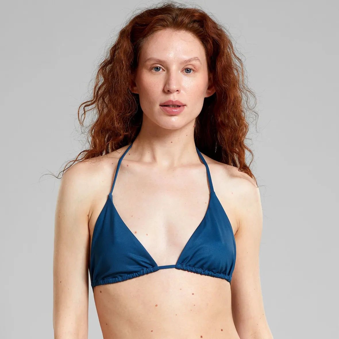 Découvrez le top de bikini Yxlan en bleu majolique - Élégance estivale pour femme

(Note : J'ai restructuré les éléments clés en utilisant des formulations courantes en e-commerce français, ajouté des termes évocateurs comme 