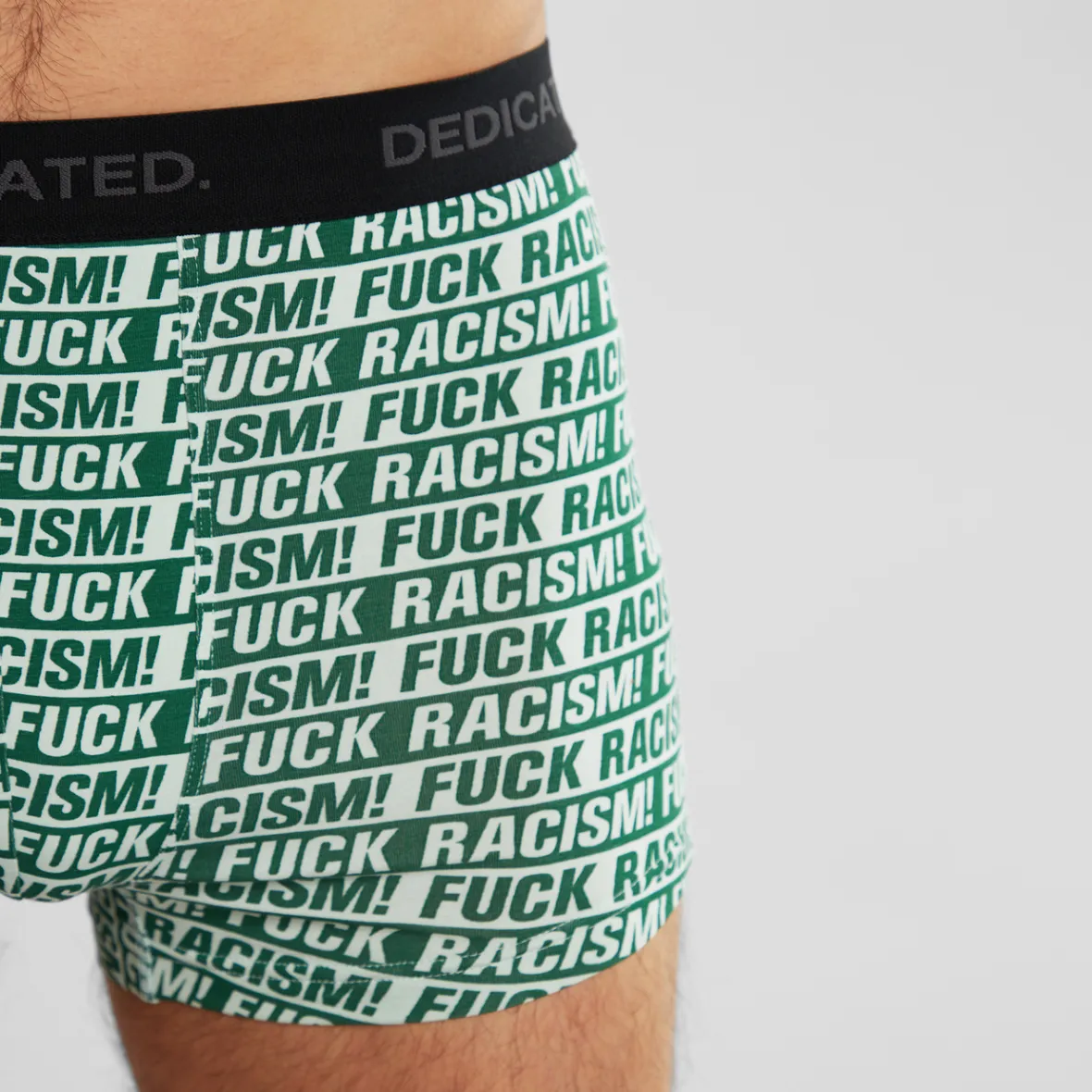 Boxers Courts Kalix Antiracistes - Vert Forêt Confortables & Élégants | Promotion Éclair 

Style Urbain Engagé - Modèle Respirant en Promotion Limitée | Déstockage Express