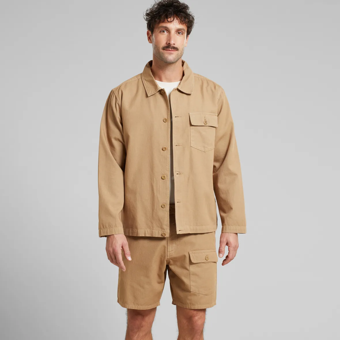 Short cargo décontracté en toile Muddus - Couleur sable algacé | Modèle durable & confortable (Promo été)