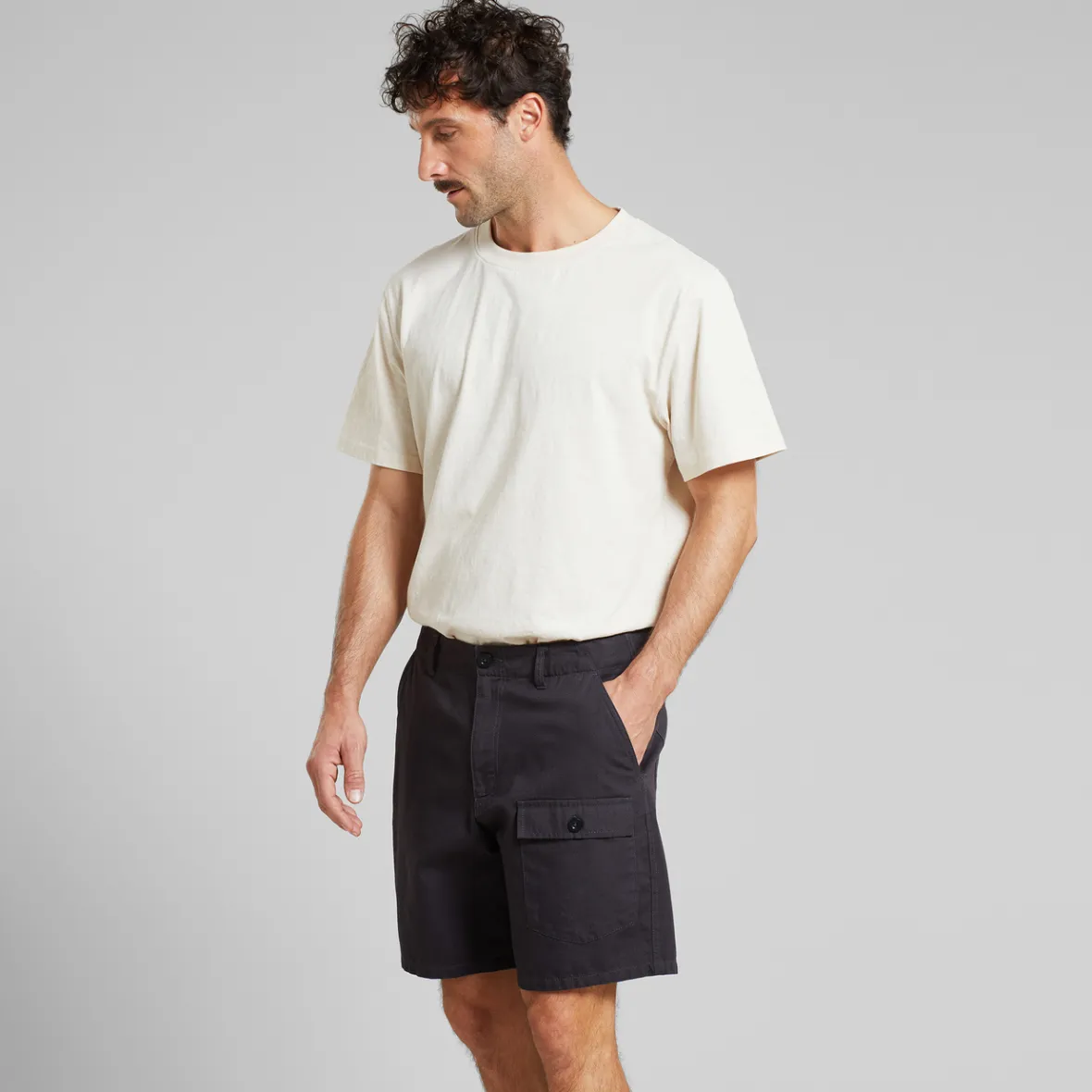 Short Cargo Muddus Toile Robust - Noir Phantom | Promotion Édition Limitée en Liquidation Express