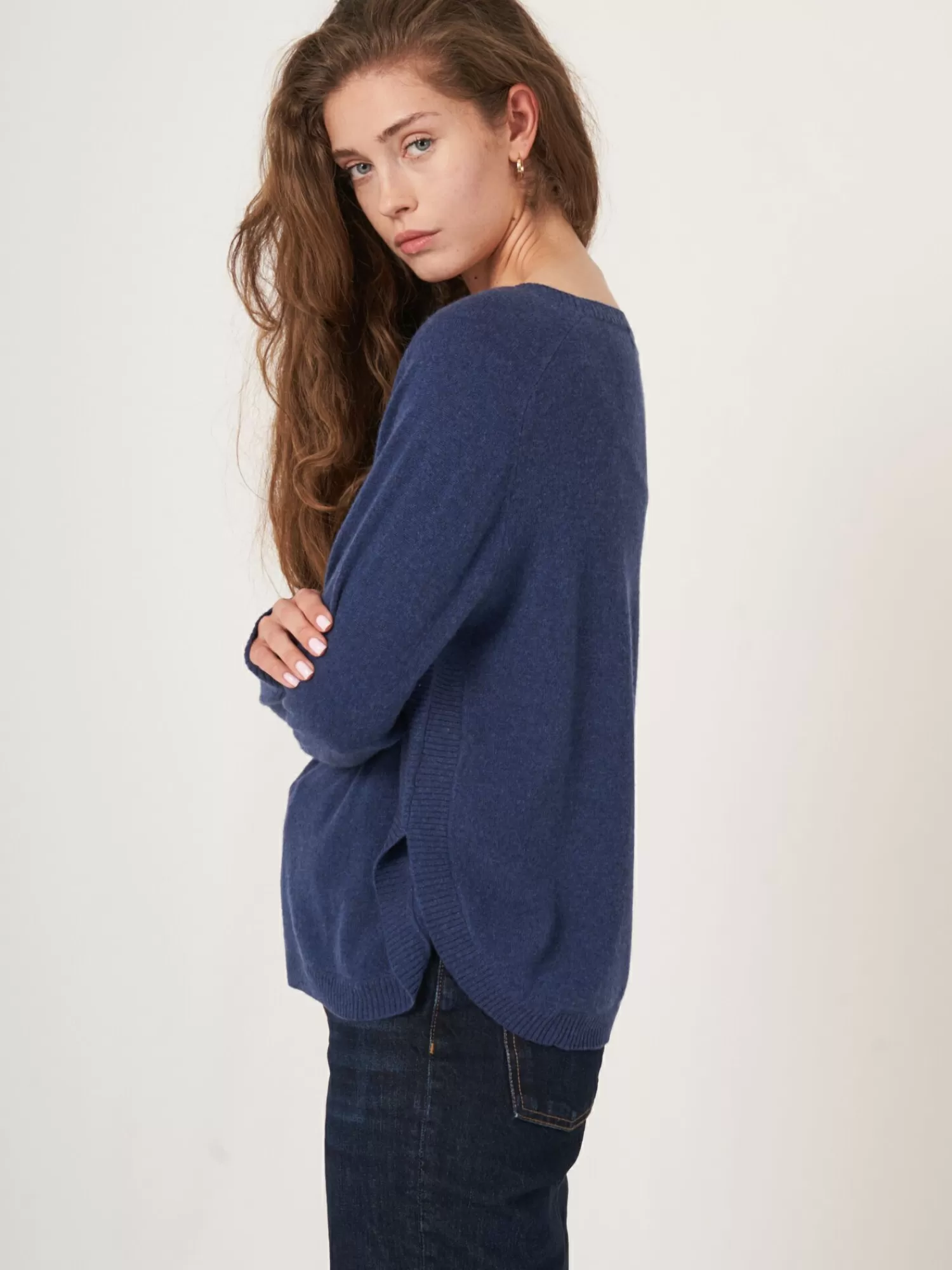 Pull Femme en Cachemire Boothalstrui - Ourlet Arrondi, Style Intemporel
