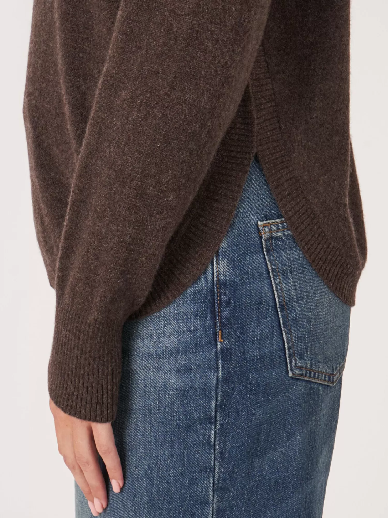 Pull femme en cachemire Boothalstrui - Ourlet arrondi - Liquidation exclusive