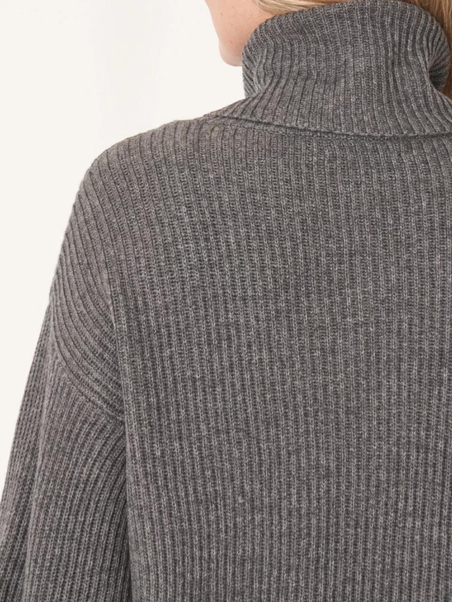 Pull Femme en Cachemire Élégant avec Zip Décalé - Design Unique et Confortable