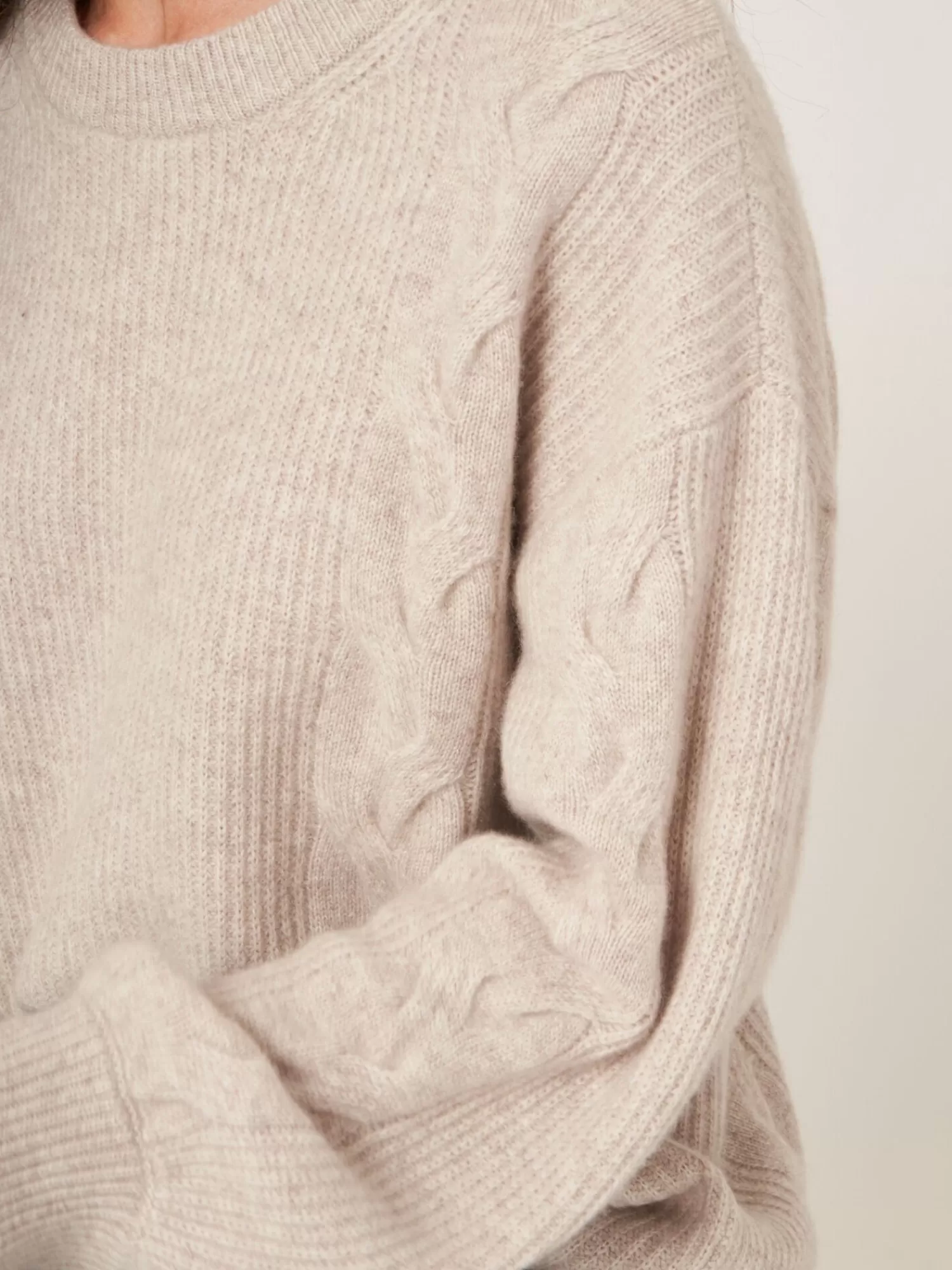 Pull en Cachemire Femme à Manches Ballon et Détails Texturés - Exclusivité Limitée
