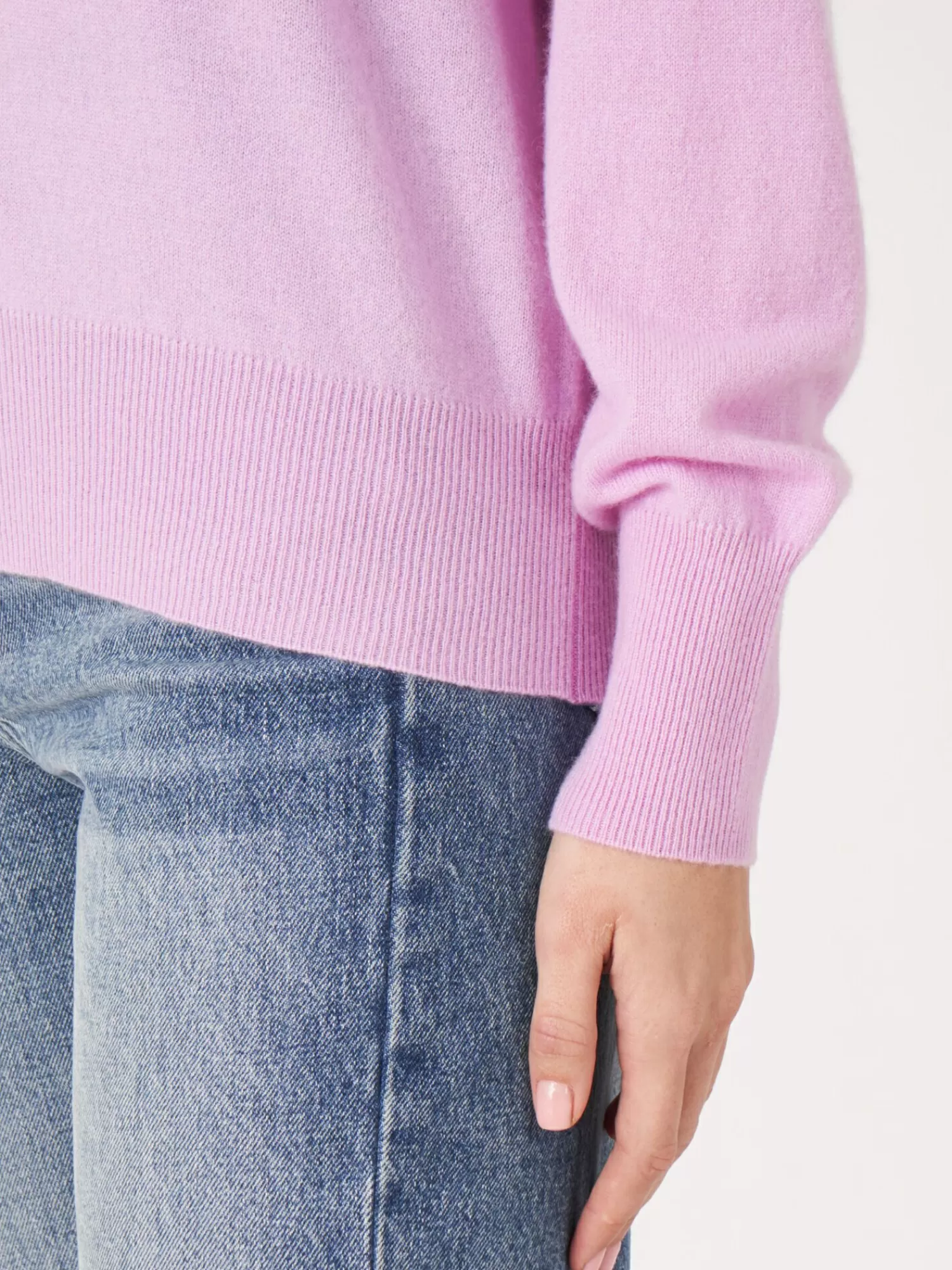 Pull en cachemire féminin - Col rond sportif et fermeture boutonnée asymétrique