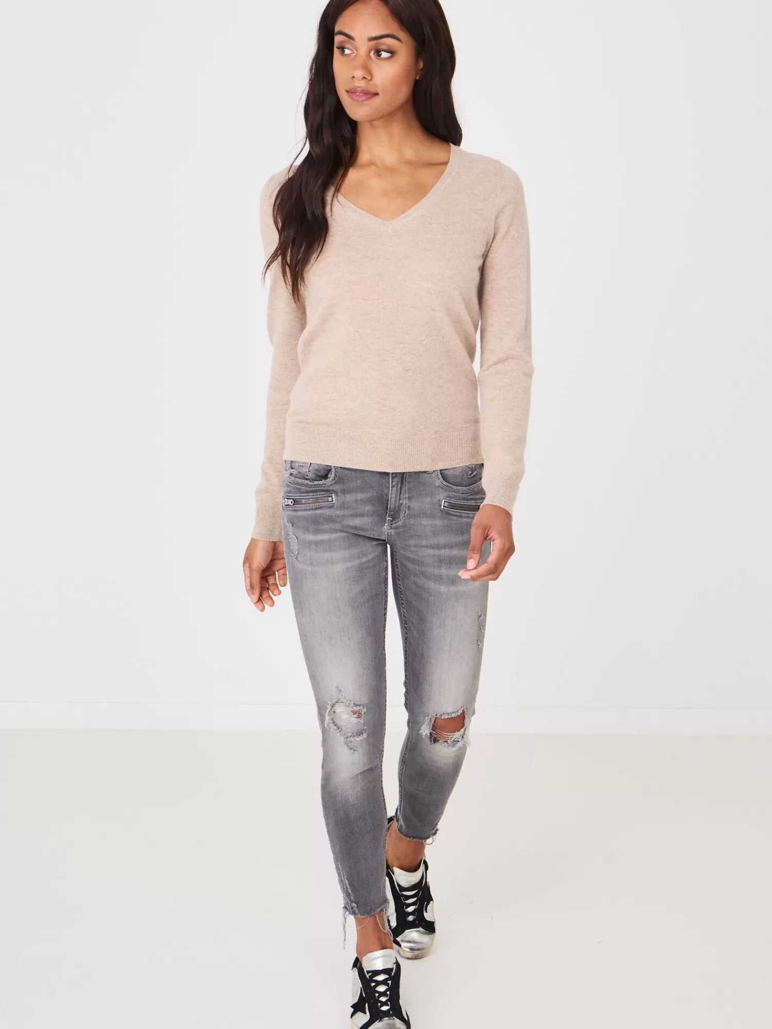 Pull en Cachemire Bio Doux - Col en V Élégant pour Femme | Soldes Exclusives