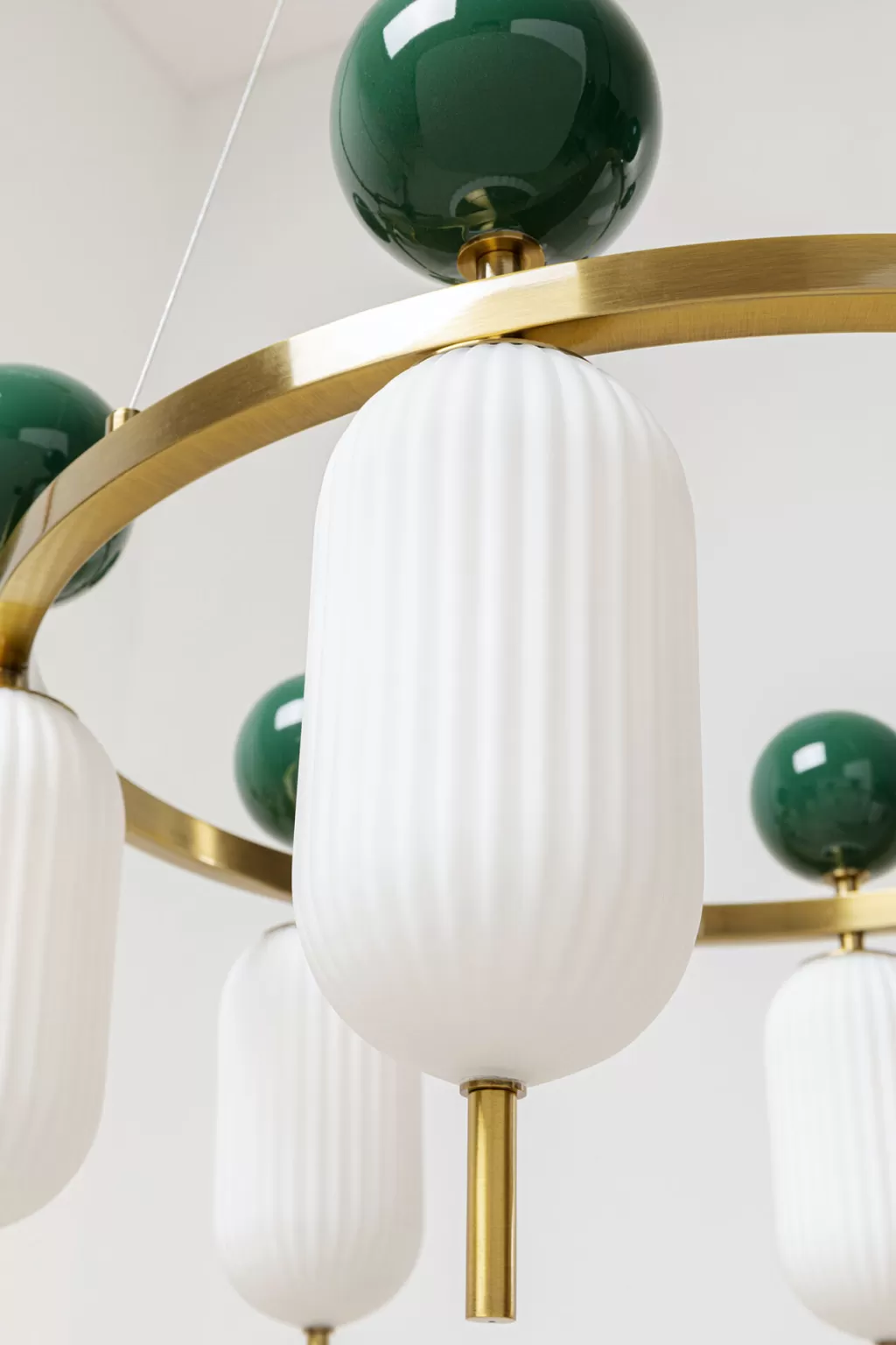 Lustre suspendu Charleston Six – Design contemporain en métal vieilli, diamètre 68 cm (KARE Design)