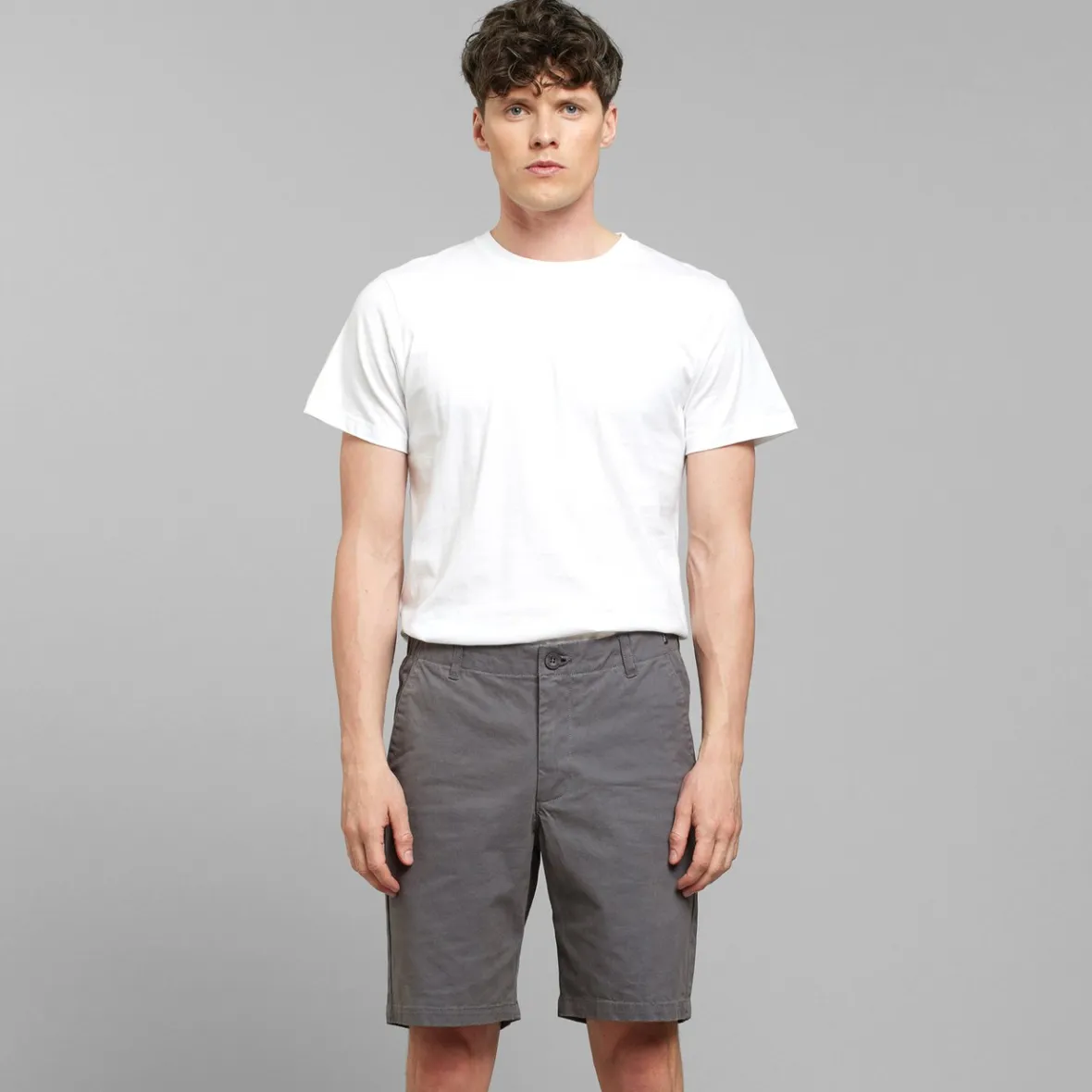 Short Chino Tendance Nacka - Gris Anthracite en Promo Exclusive