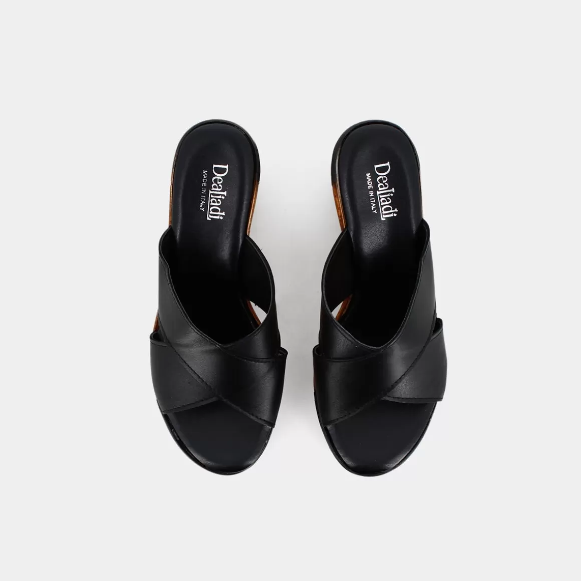Sandales élégantes DÉALIADI en promotion - Modèle CL E23D01 Noir intense avec semelle confort - Idéales pour les sorties estivales