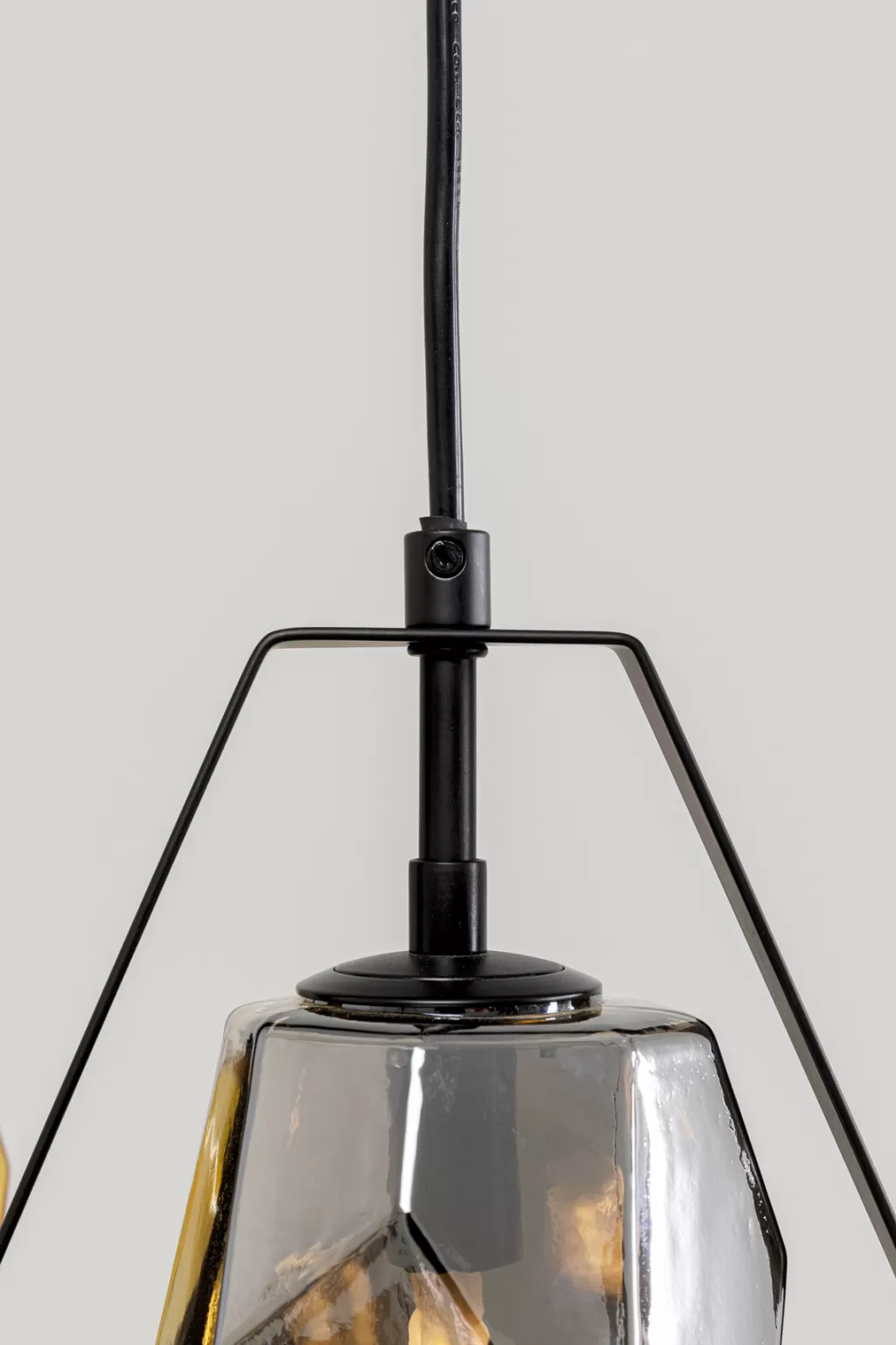 Lustre suspendu design Diamant Fever - Modèle contemporain pour salle à manger - Noir intense - 67 cm - Collection exclusive KARE Design