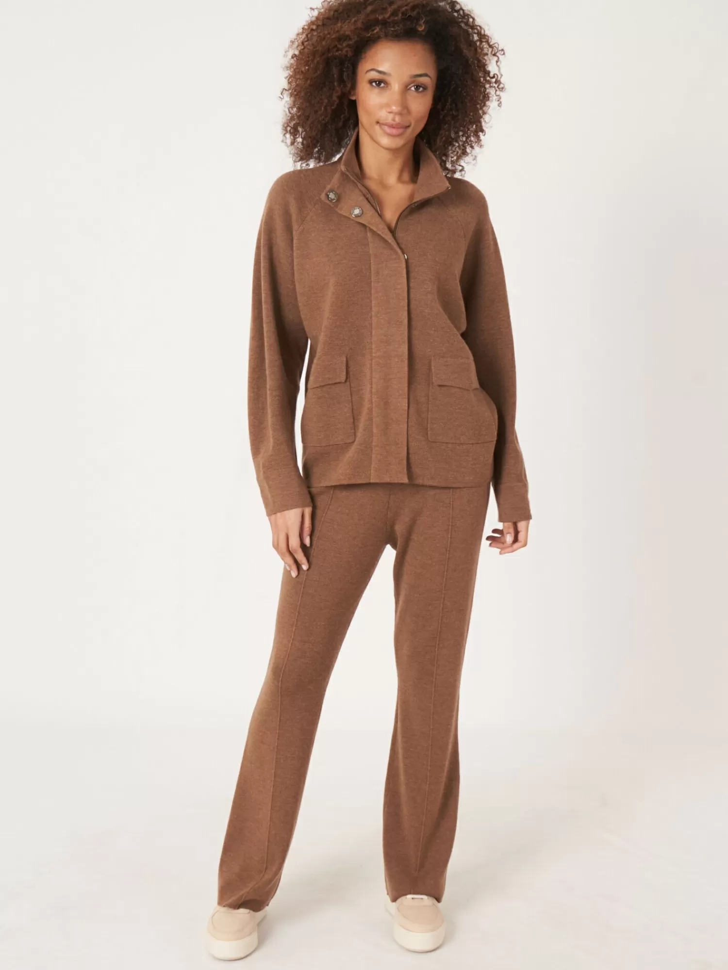 Gilet Femme en Laine Mérinos - Double Tricot Doux avec Col Montant Élégant - Confort Chaud et Style Moderne