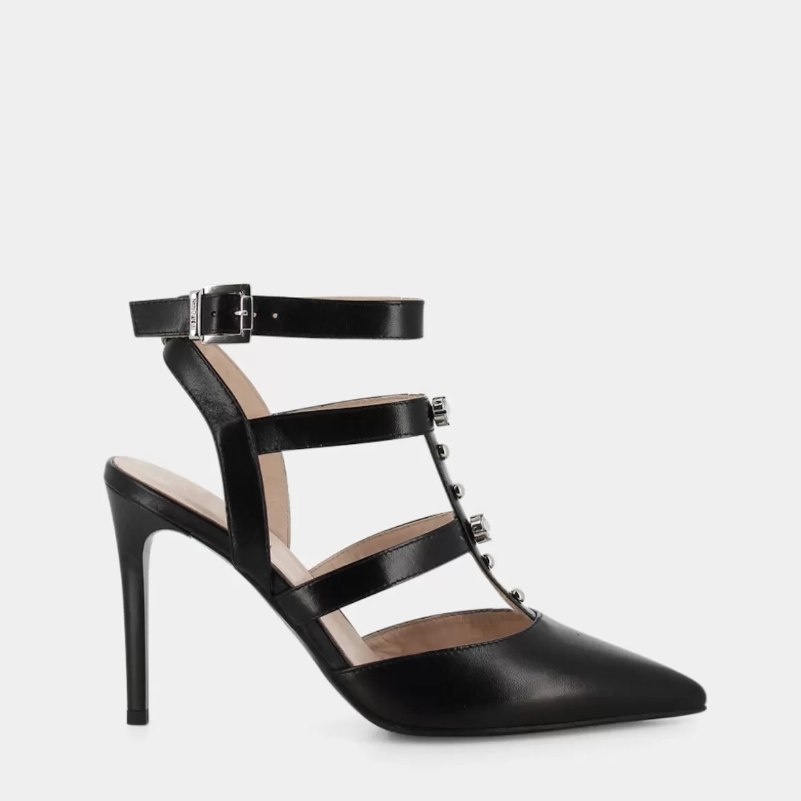 Sandales NERO GIARDINI - Modèle E21833 en Cuir Souple Noir  
Chaussures d'été élégantes à enfiler  
Design italien intemporel pour femme  
Confort optimal avec semelle texturée