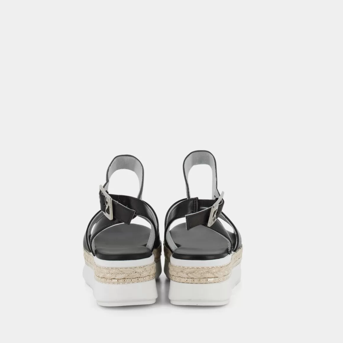 Sandales NERO GIARDINI Modèle E218-830D en Cuir Souple Noir - Élégance Intemporelle
