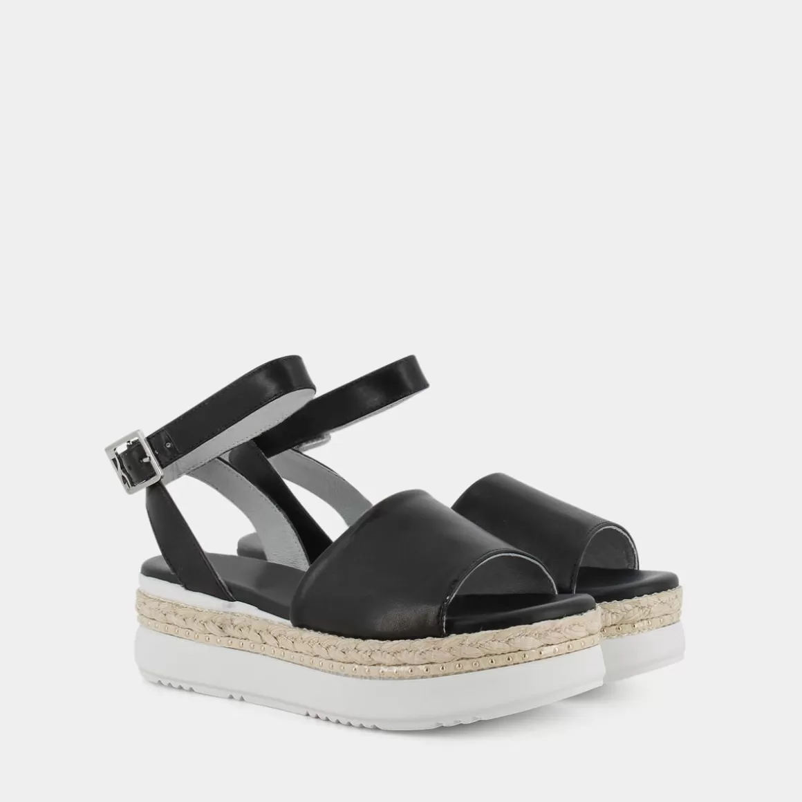 Sandales NERO GIARDINI Modèle E218-830D en Cuir Souple Noir - Élégance Intemporelle