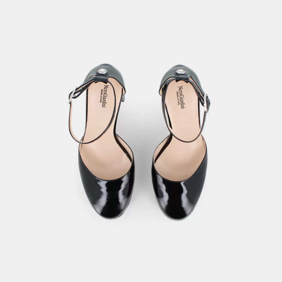 Sandales Plateforme Élégantes NERO GIARDINI - Modèle E307060 en Cuir Souple Noir | Confort Printemps-Été 2024 | Style Urbain Intemporel