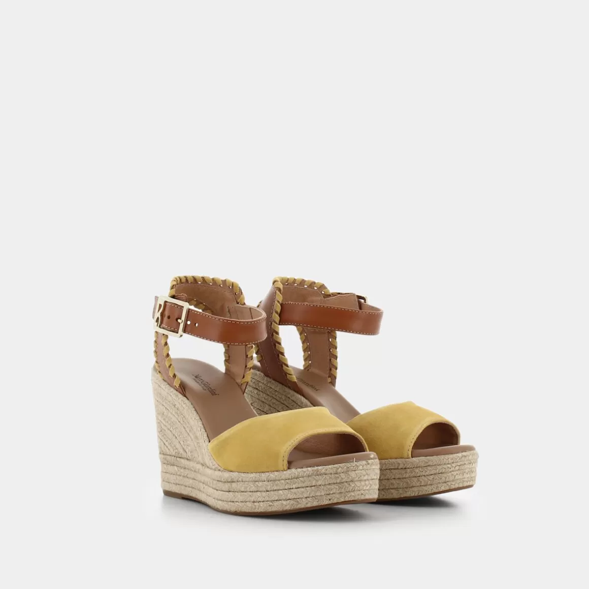 Sandales NERO GIARDINI Printemps-Été - Modèle E307640D Jaune Soleil avec semelle ergonomique - Promotion exclusive