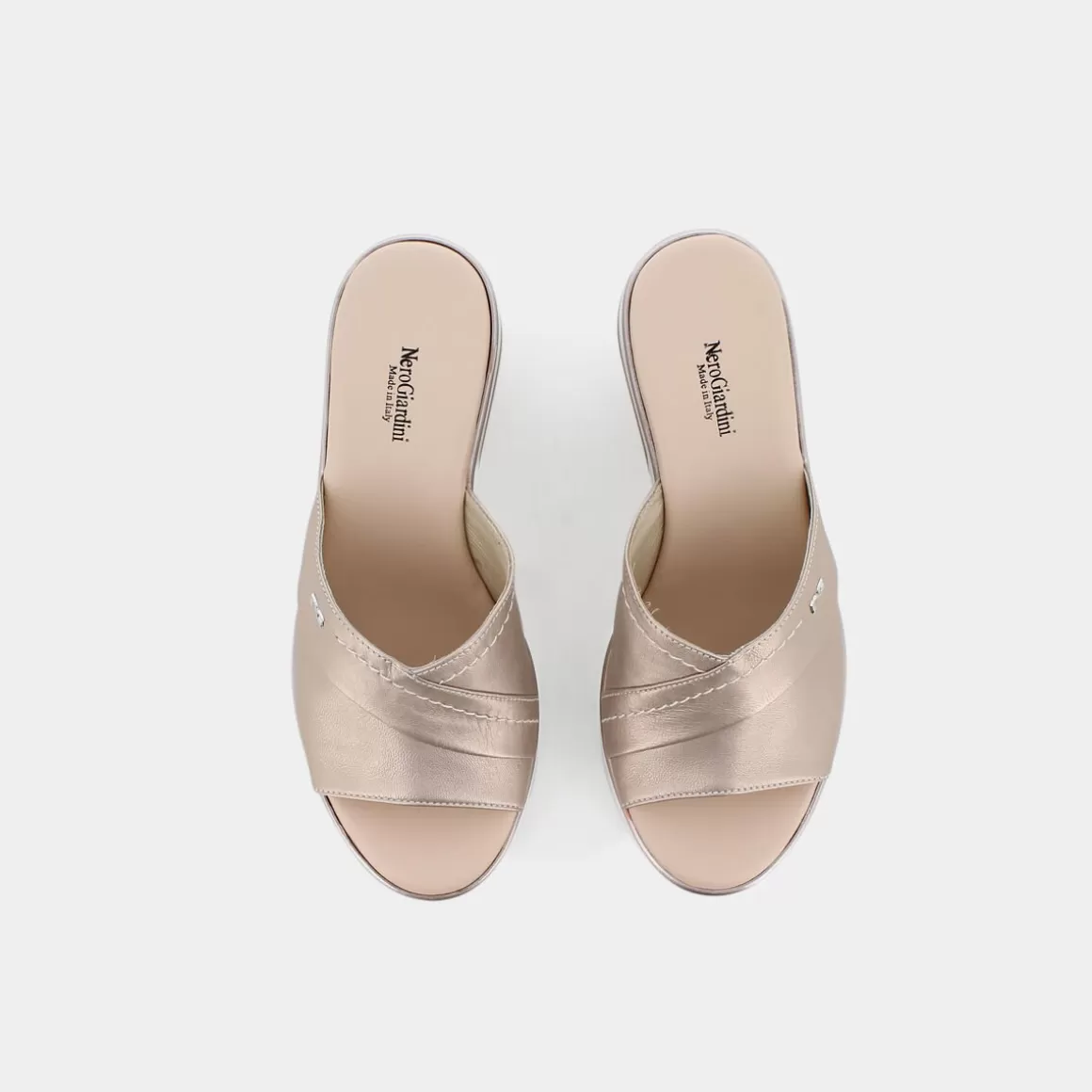 Sandales NERO GIARDINI Saturn E307702D - Modèle confortable en cuir beige à prix doux