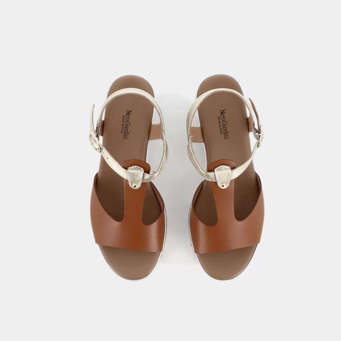 Élégantes sandales NERO GIARDINI en cuir marron - Modèle E307712D en promotion exclusive