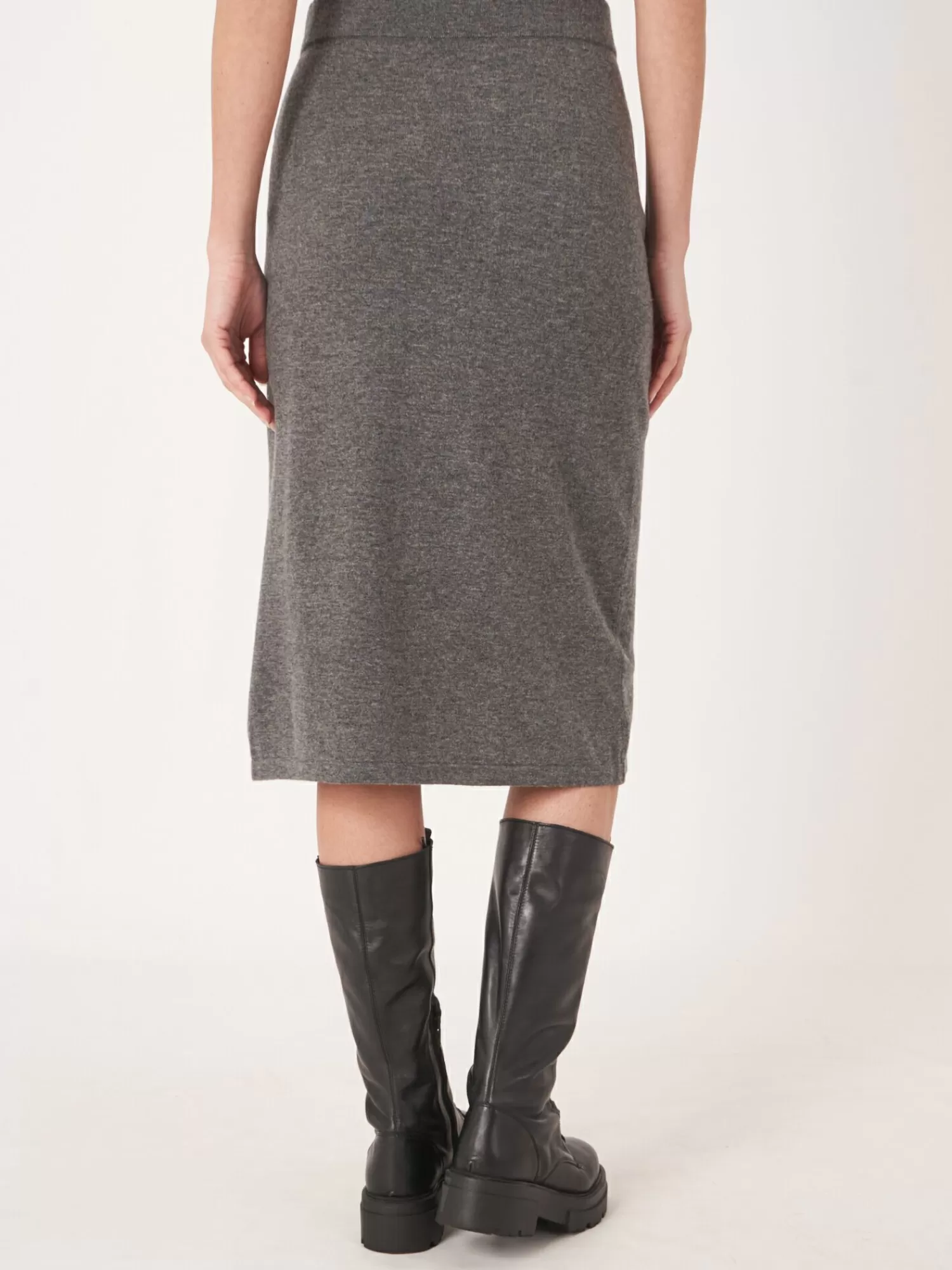 Élégante jupe fendue en cachemire tricoté main - Modèle confortable pour femme