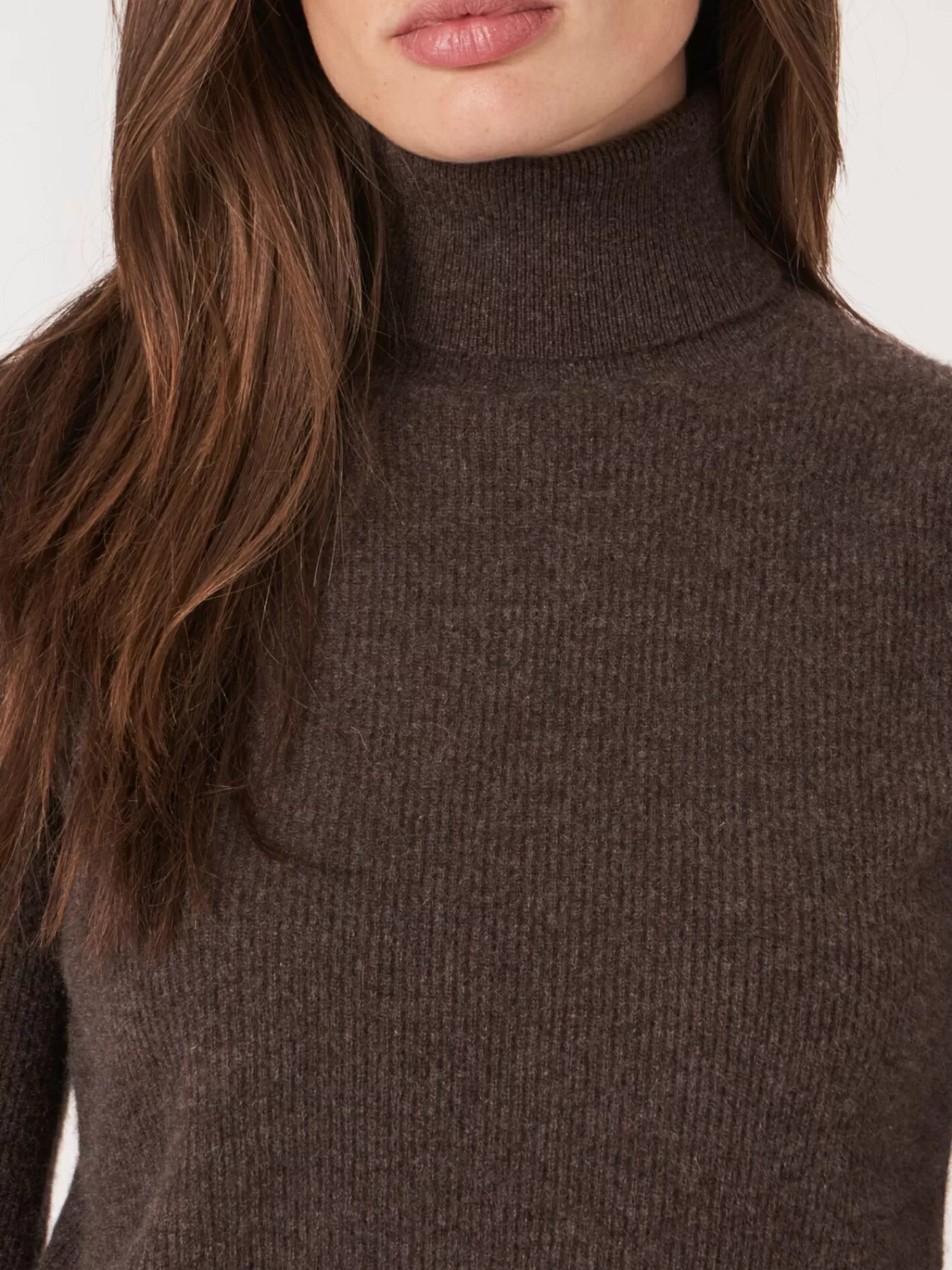 Pull Femme en Cachemire Doux - Col Montant Tricoté Main, Confort Élégant - Prix Abordable