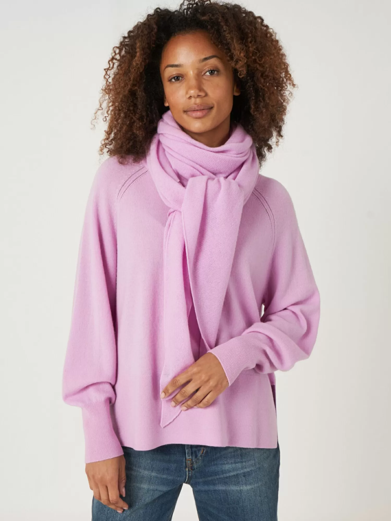 Écharpe Triangle en Cachemire Biologique - Tricoté Doux pour Femme, Accessoire d'Hiver Élégant