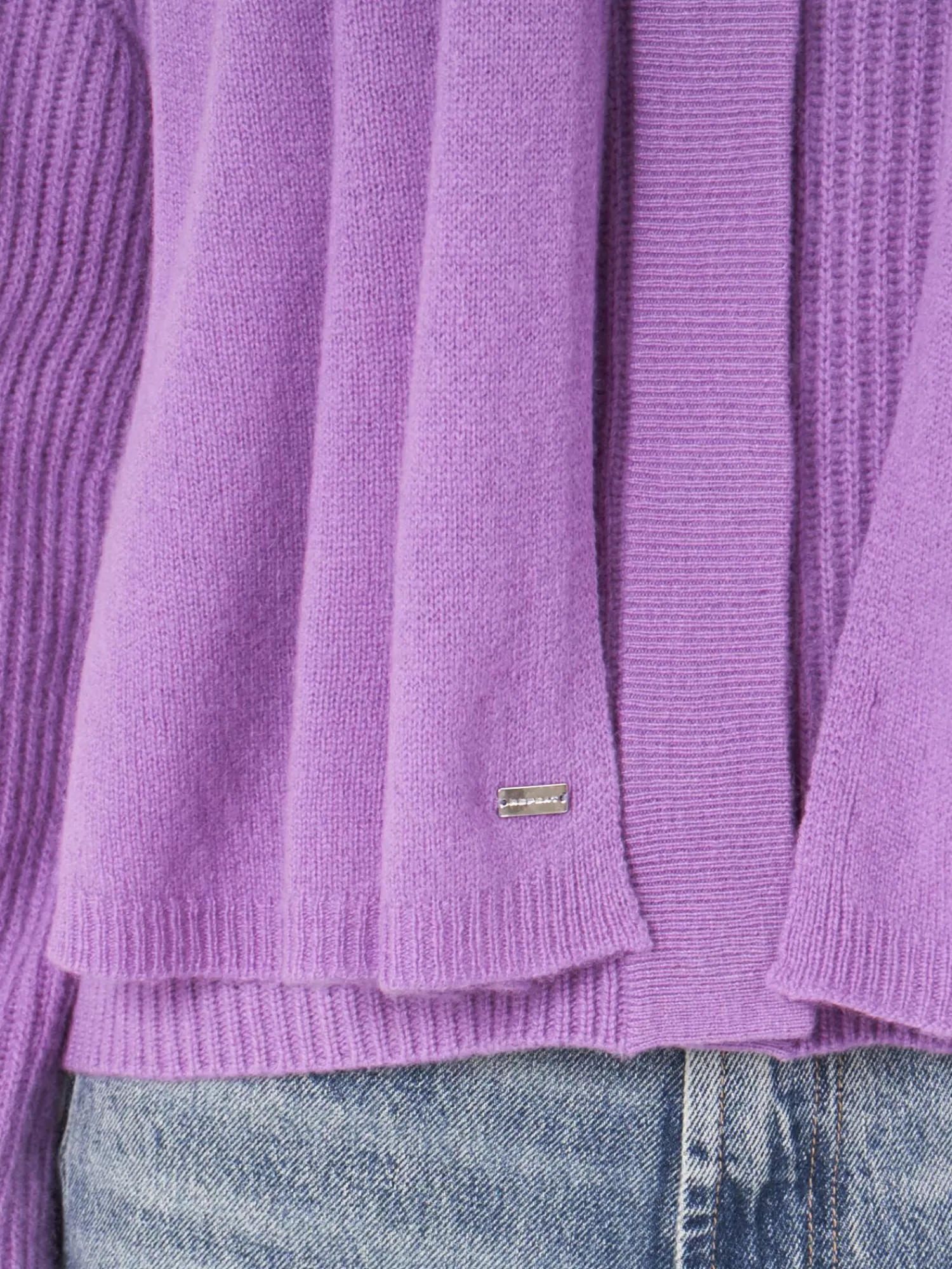 Écharpe Douce en Cachemire Bio Tricoté Main - Accessoire Hiver Élégant pour Femme